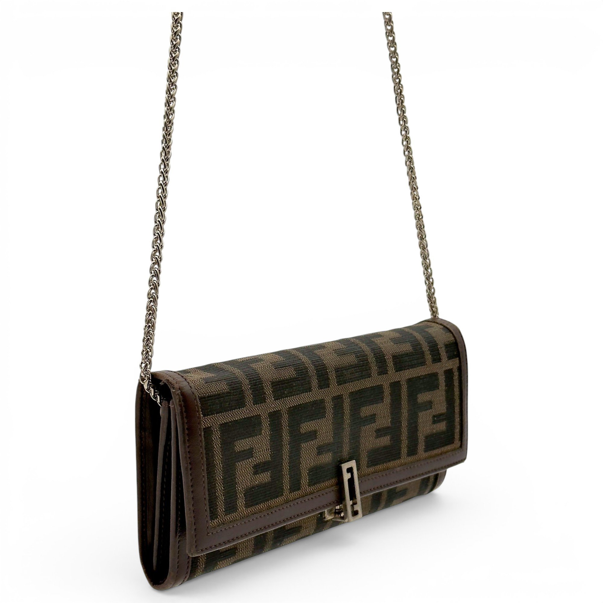 Baguette leather crossbody bag