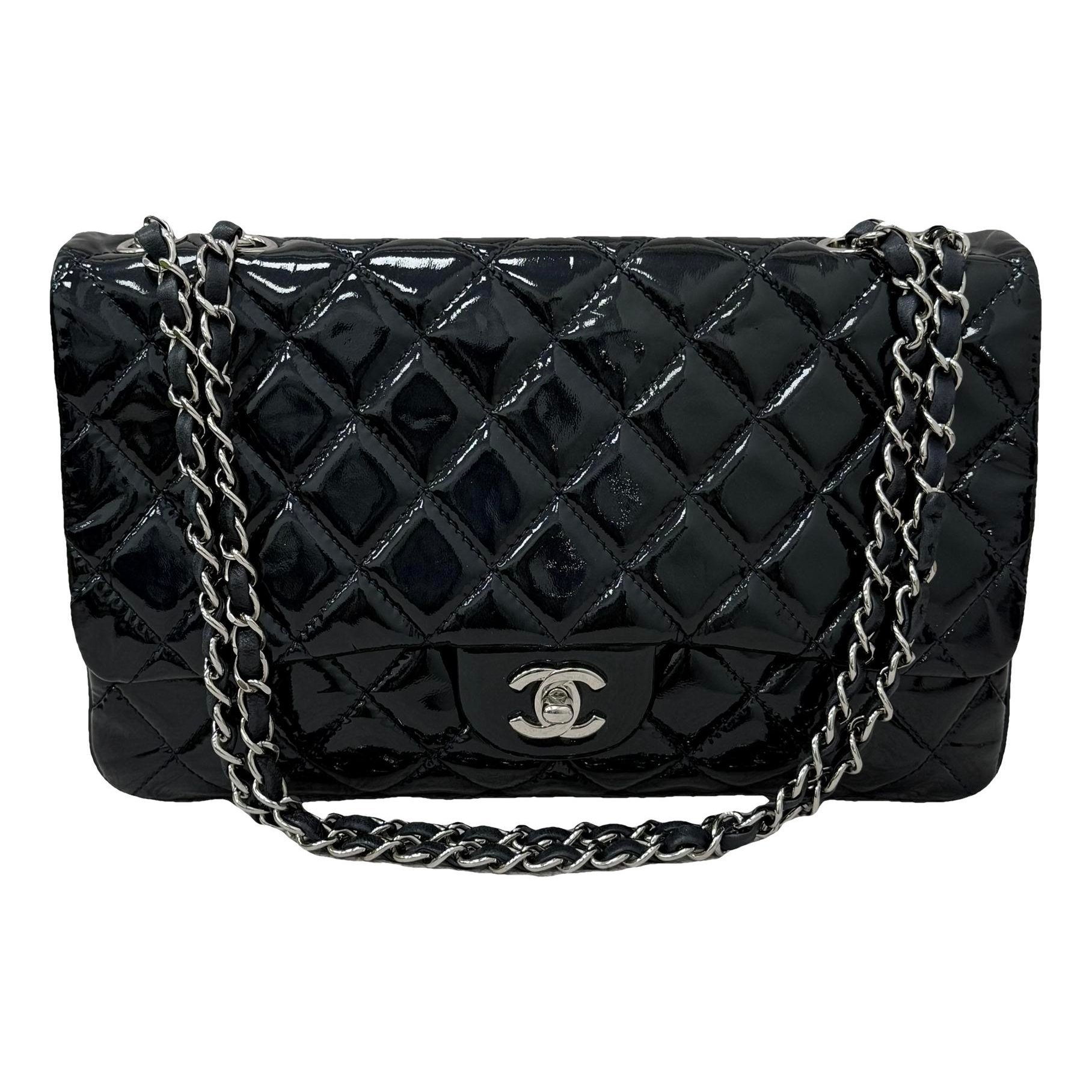 Timeless/Classique patent leather handbag