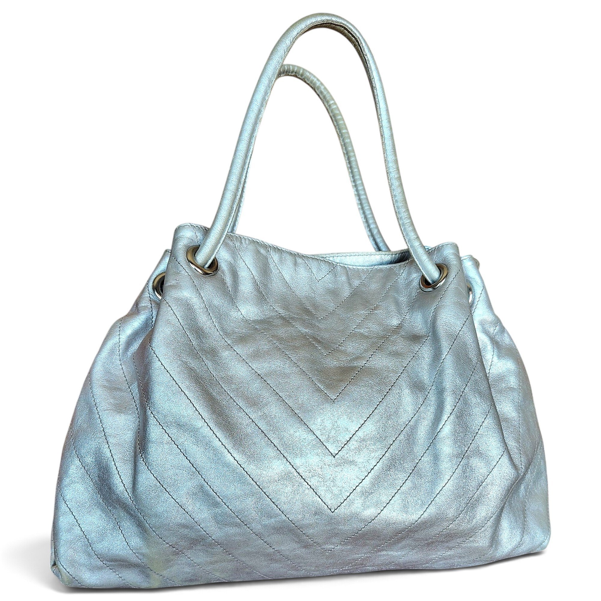 Leather handbag
