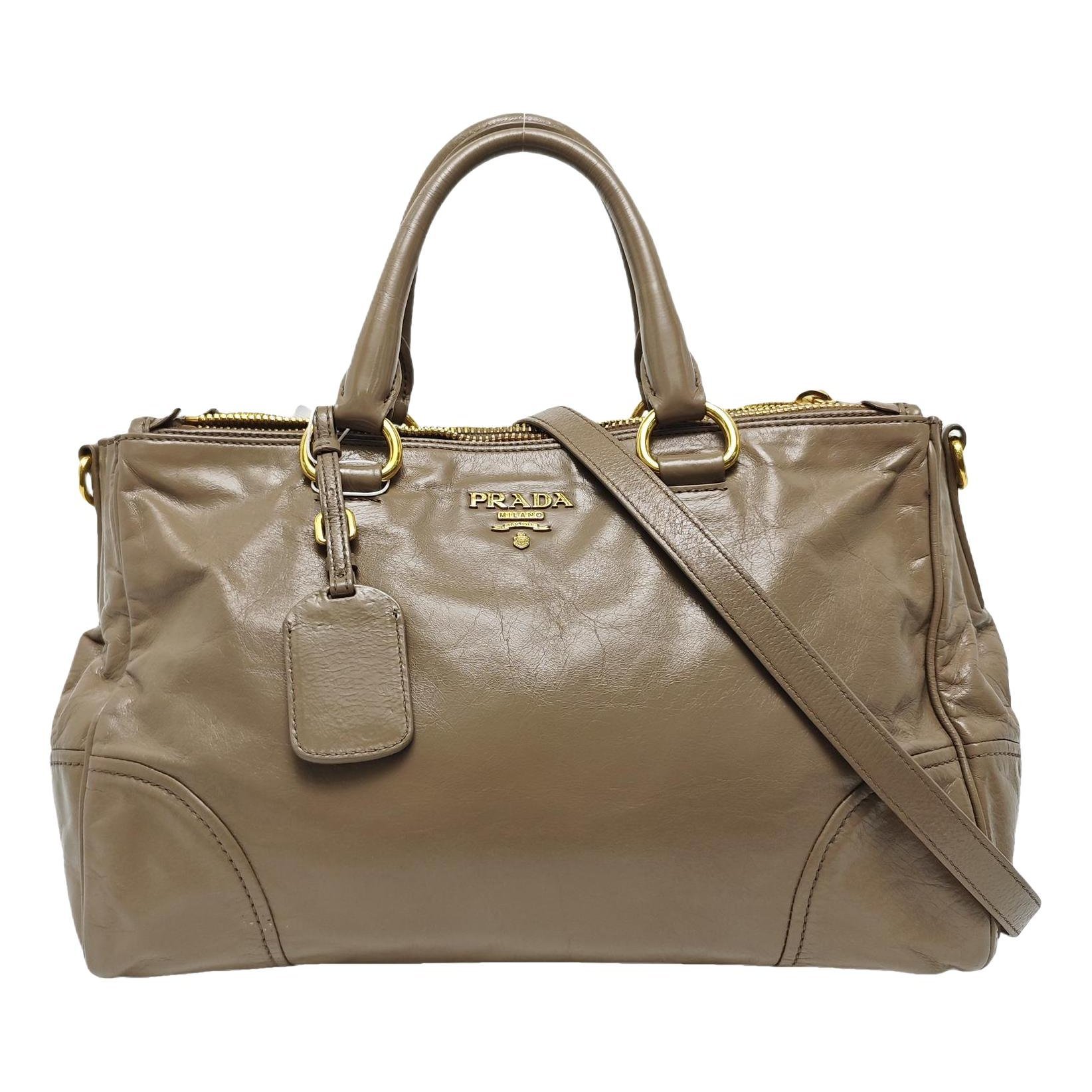 Leather handbag