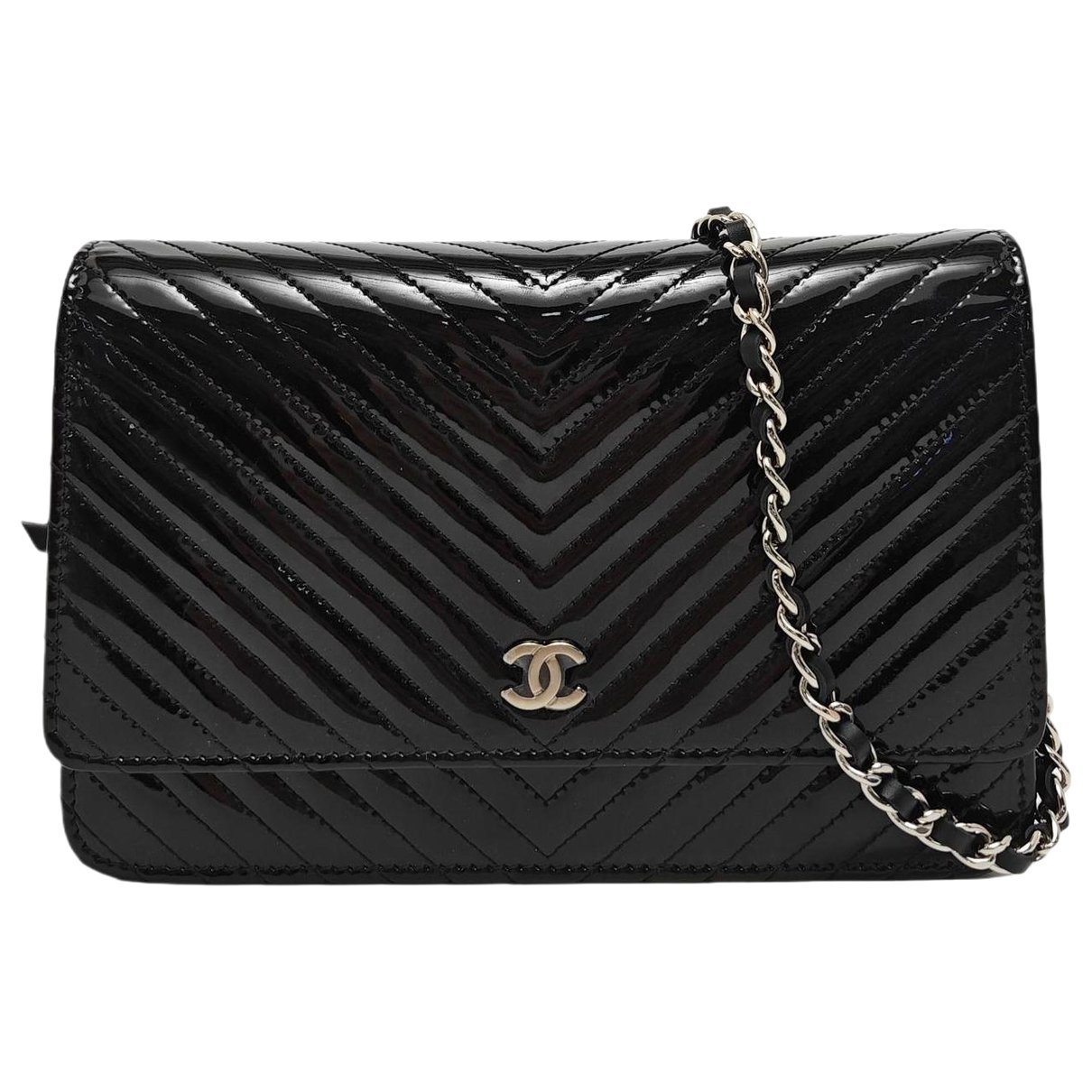 Patent leather crossbody bag