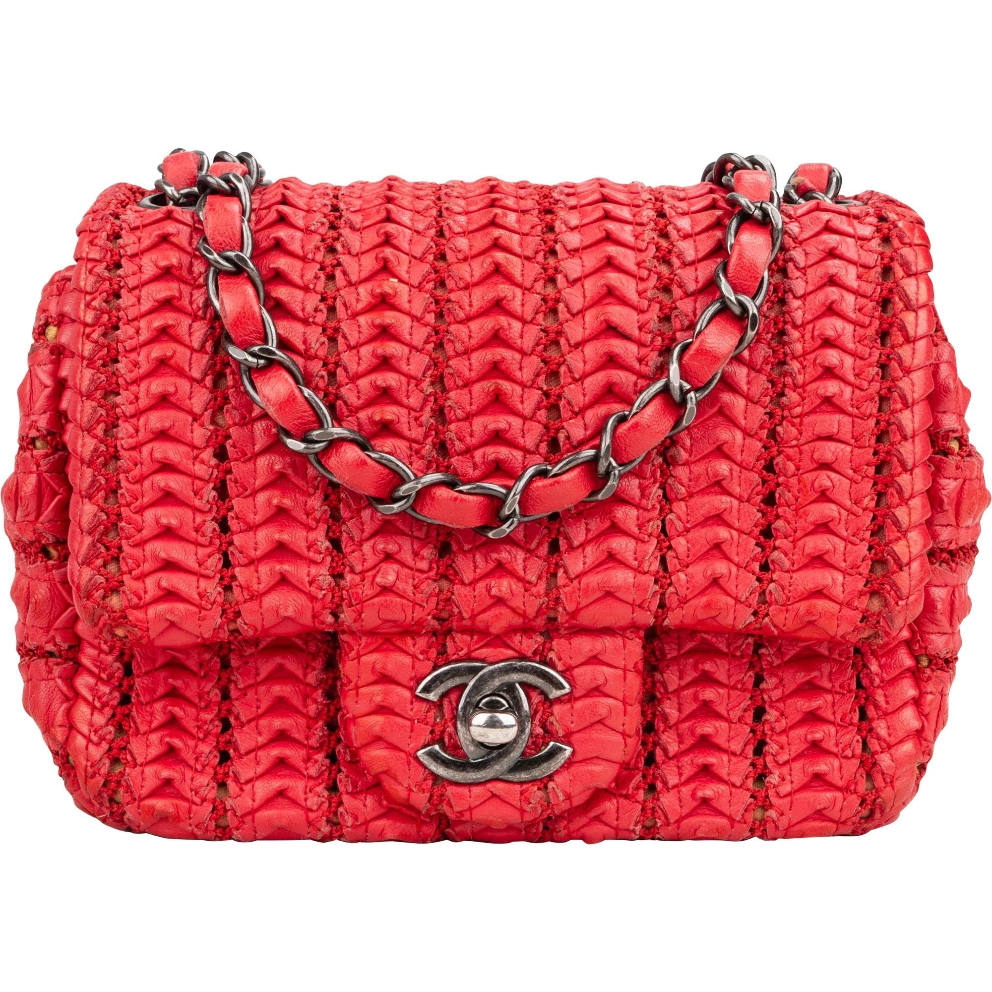 Timeless/Classique leather crossbody bag