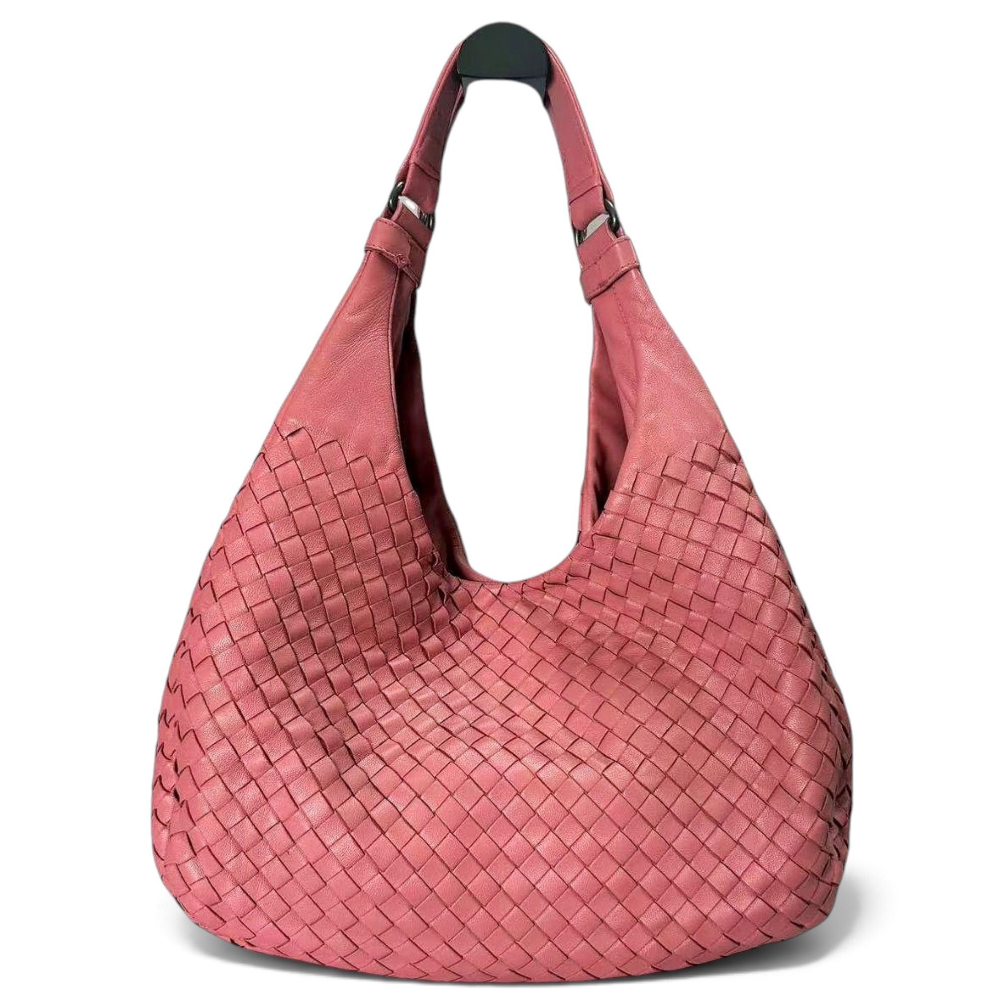 Veneta leather handbag