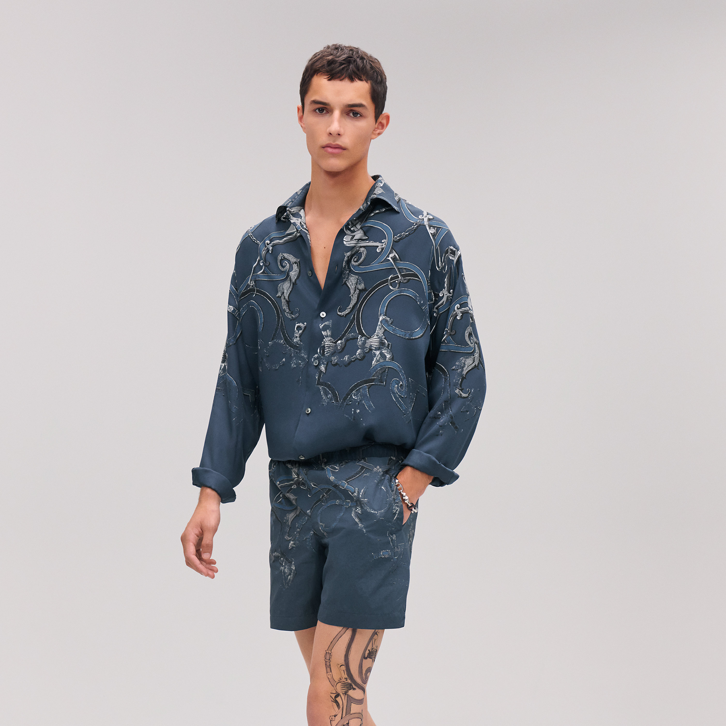 "L'Instruction du Roy Patine" boxy fit shirt