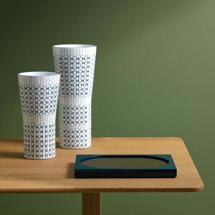 Bleu Encre Canopee Le Son Du H Vase, Medium Model