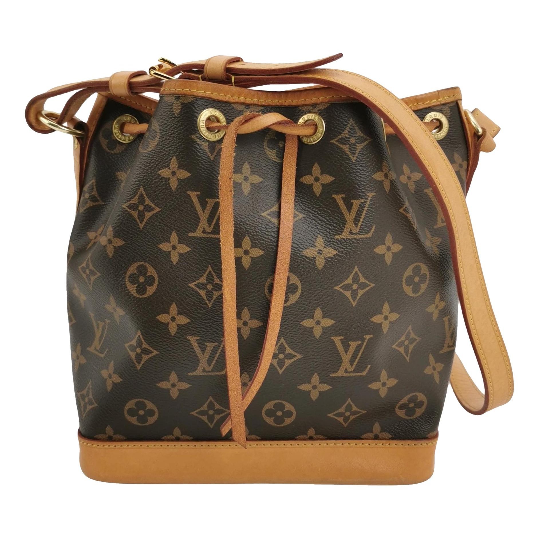 Noé leather handbag