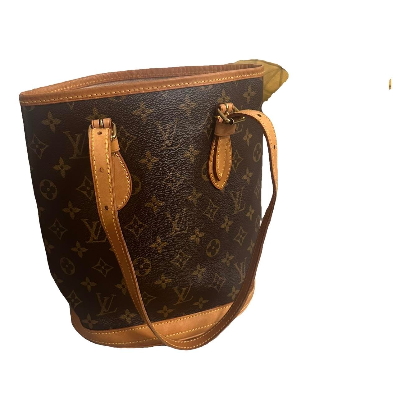 Bucket vegan leather handbag