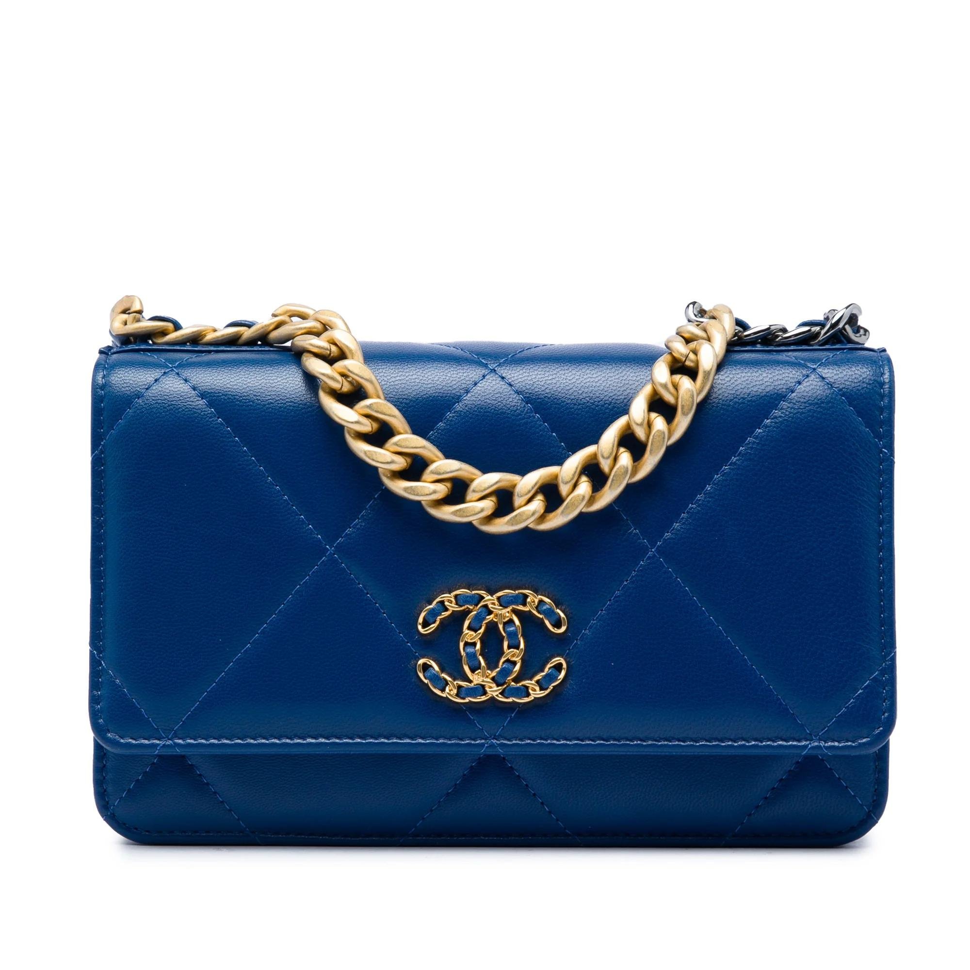 Wallet On Chain leather satchel