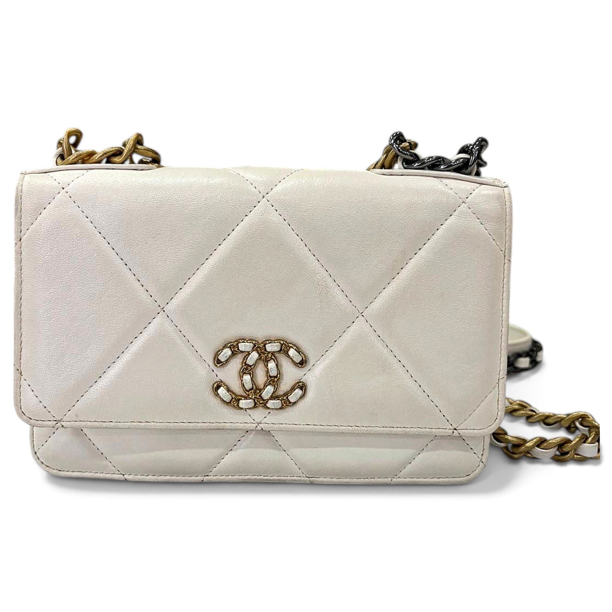 Wallet On Chain Chanel 19 leather handbag