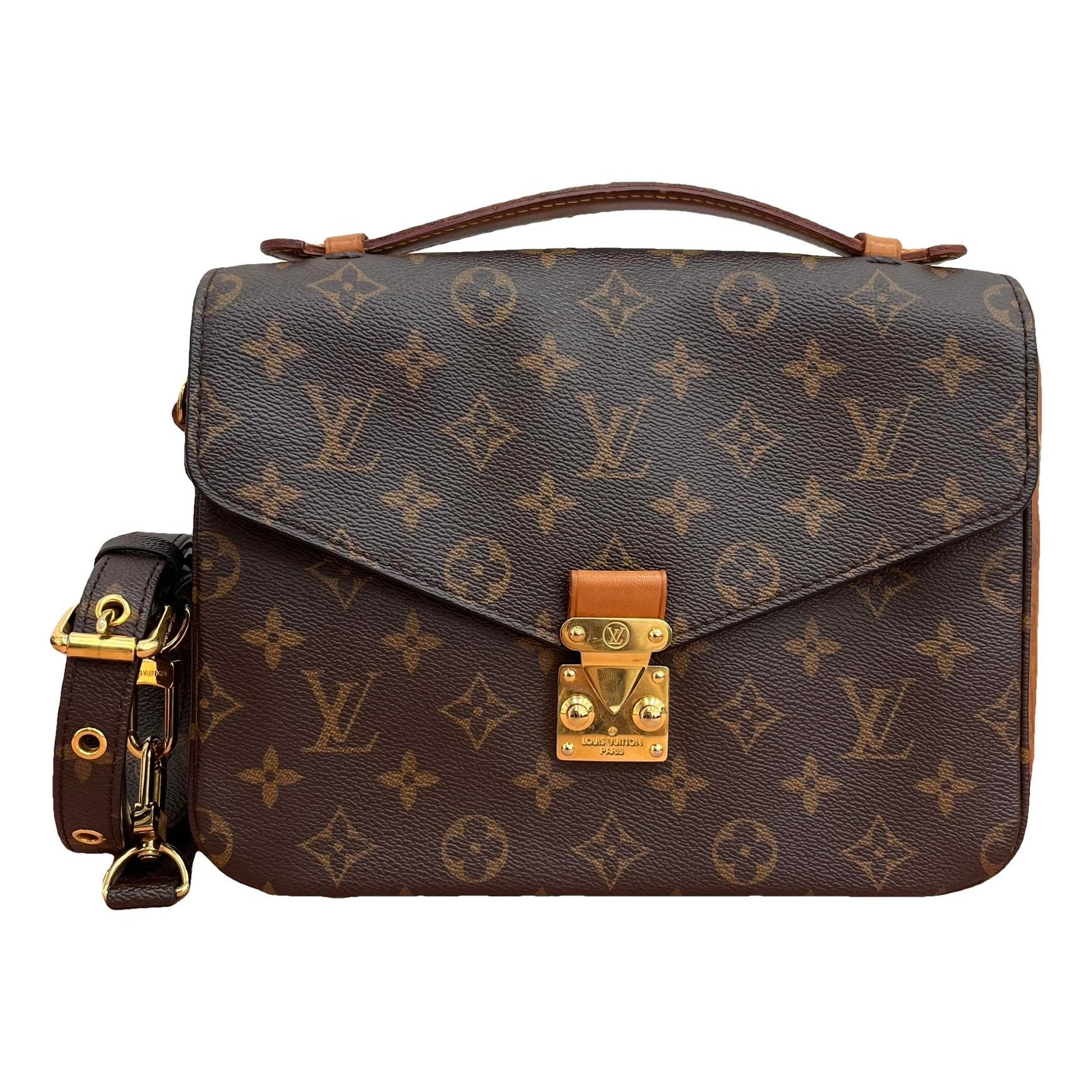 Metis leather handbag