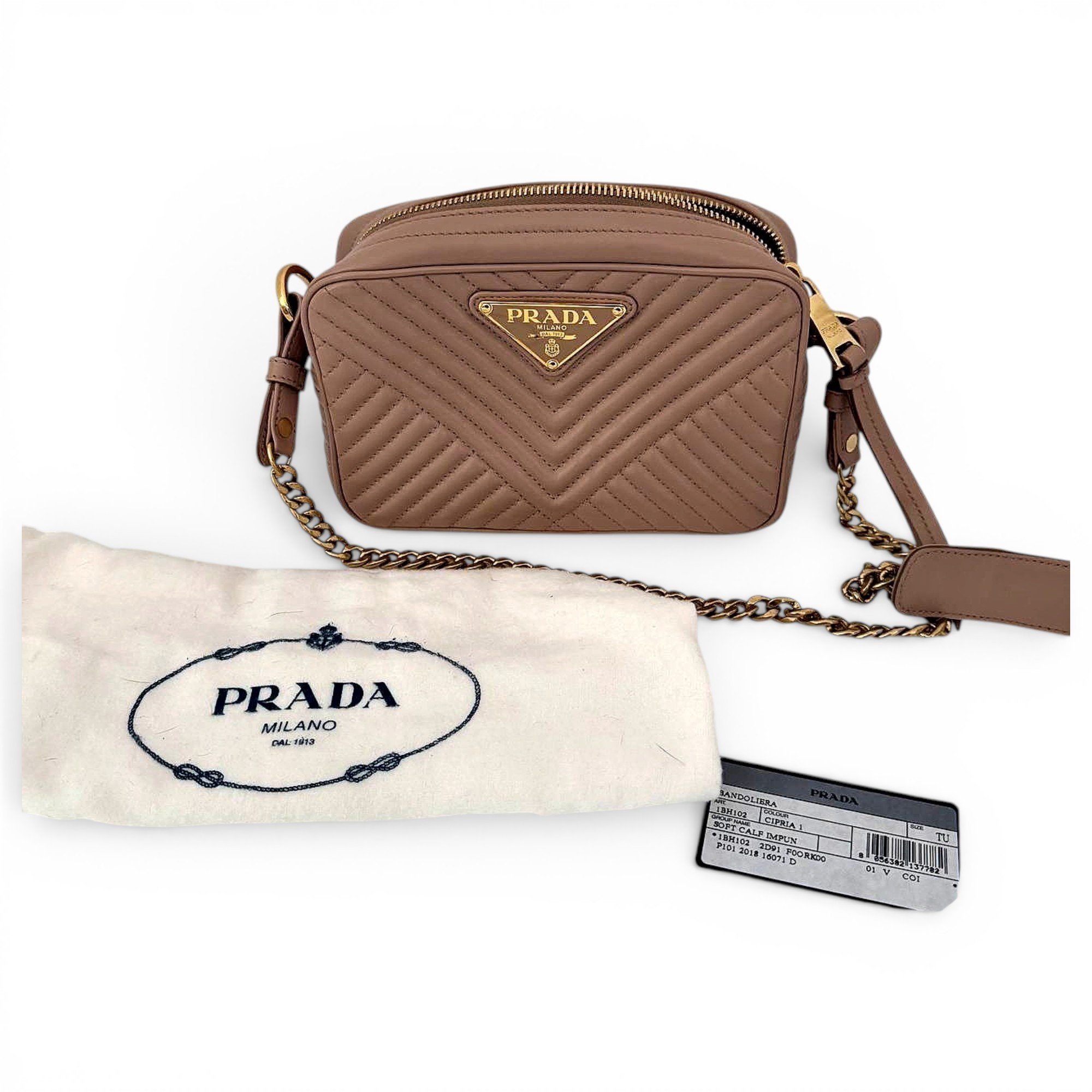 Diagramme leather crossbody bag