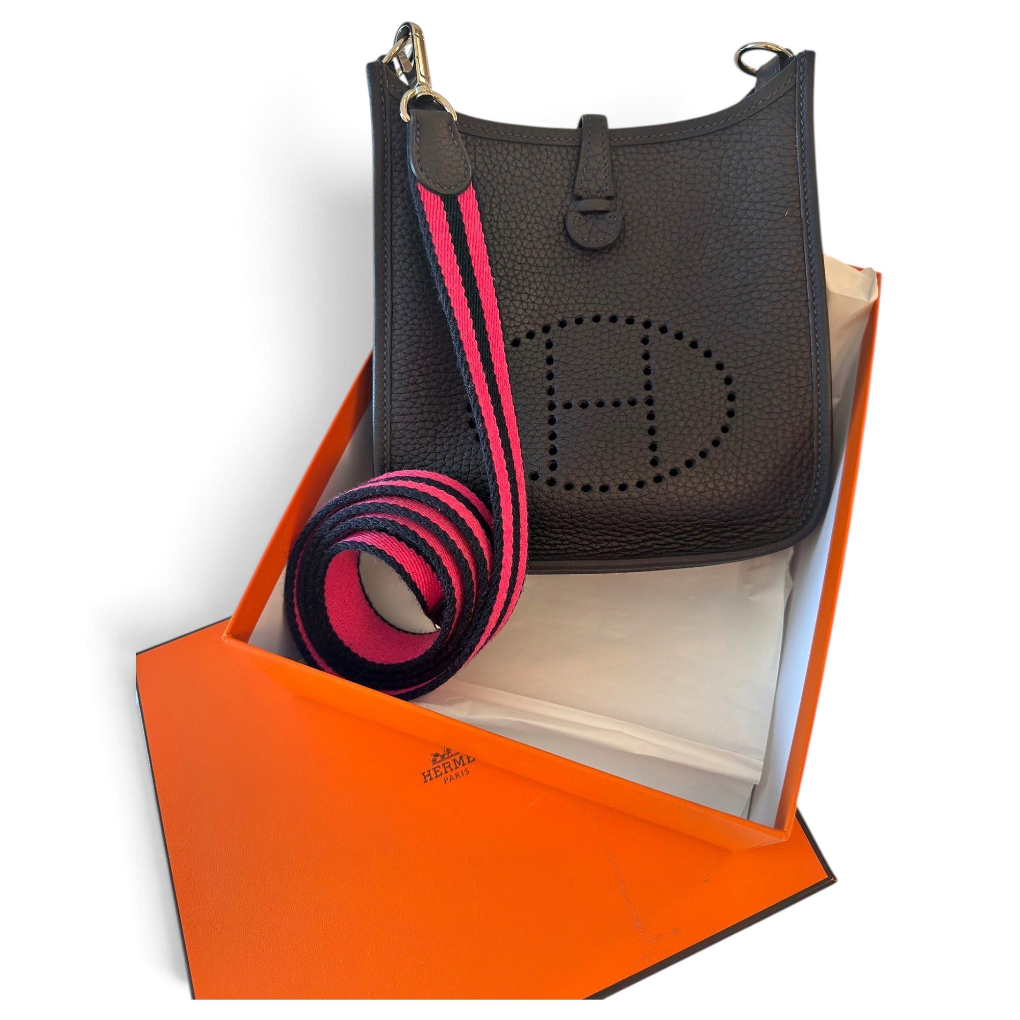 Evelyne leather crossbody bag