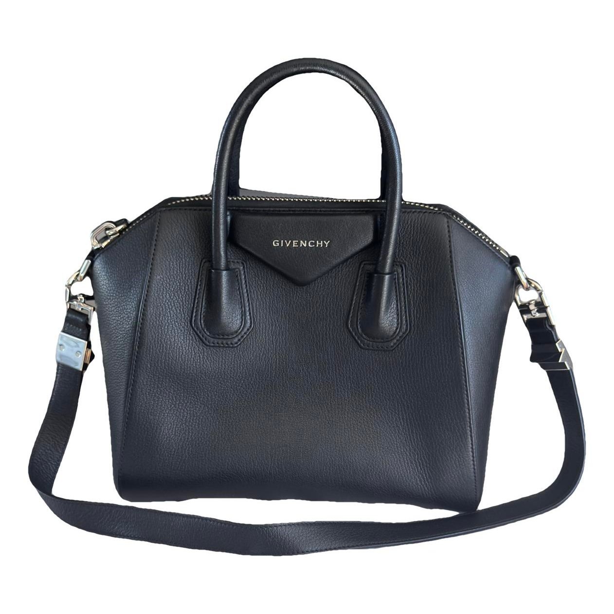 Antigona leather handbag