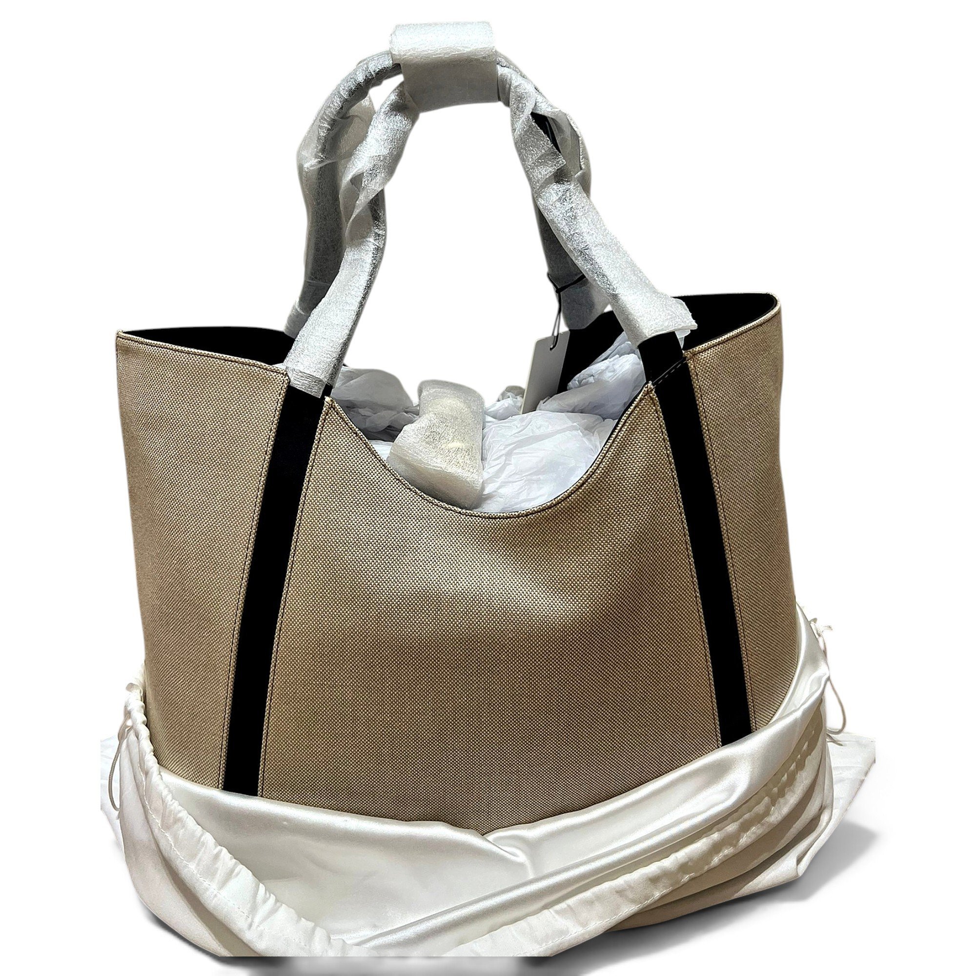 Leather tote