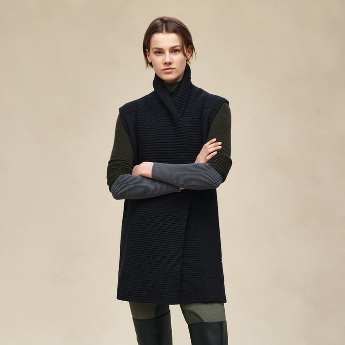 Noir Belted Cashmere Sleeveless Cardigan