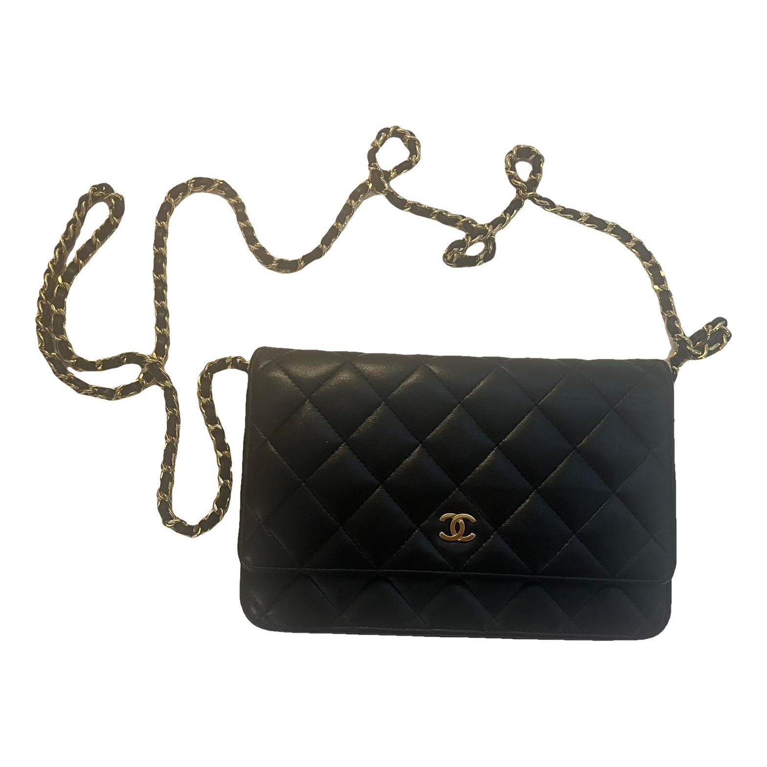 Wallet On Chain Timeless/Classique leather crossbody bag