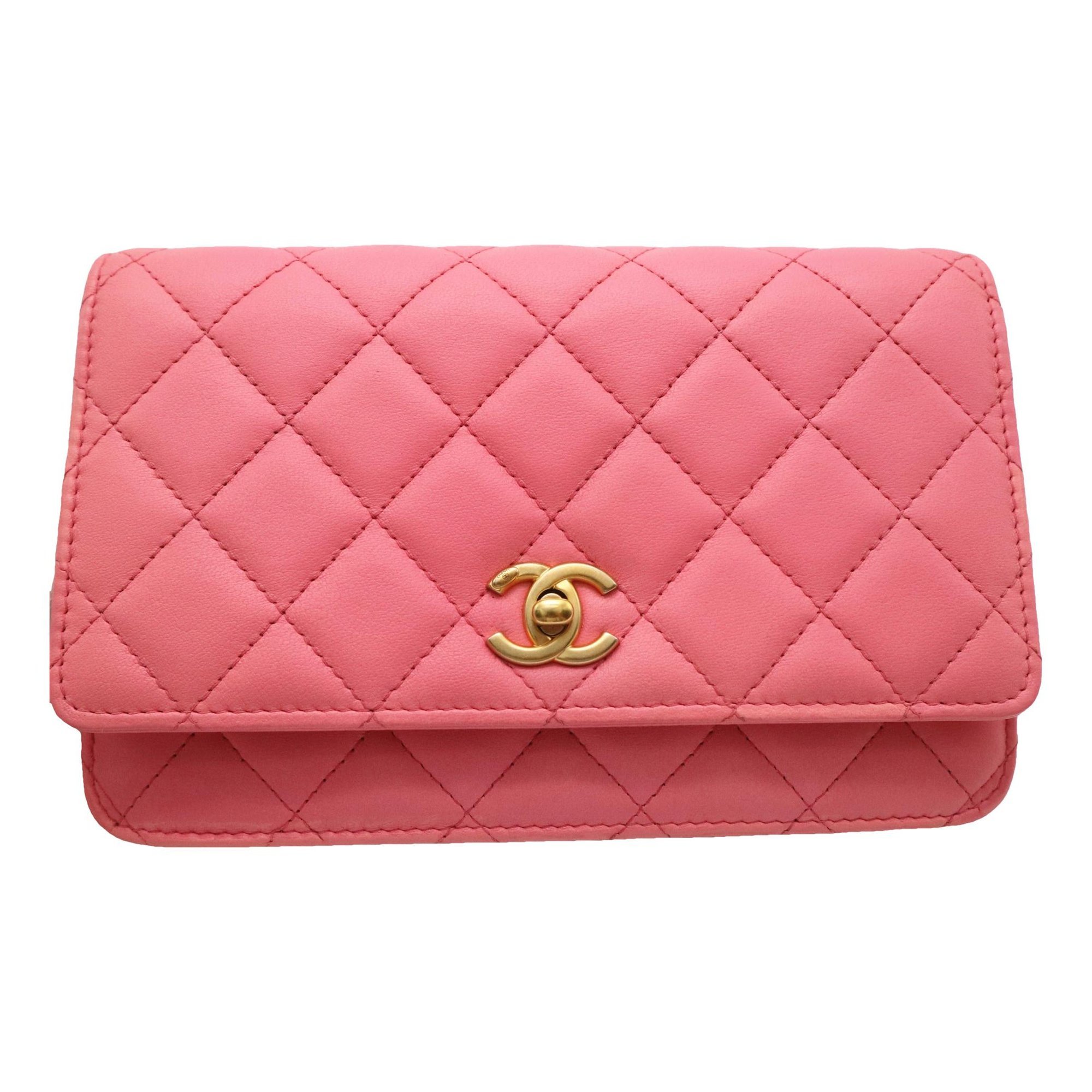 Wallet On Chain Chanel 19 leather handbag