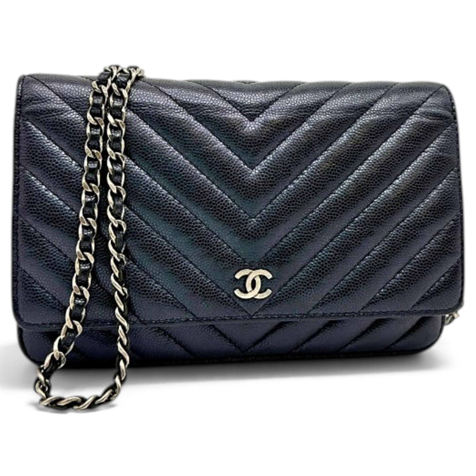 Wallet On Chain Timeless/Classique leather crossbody bag