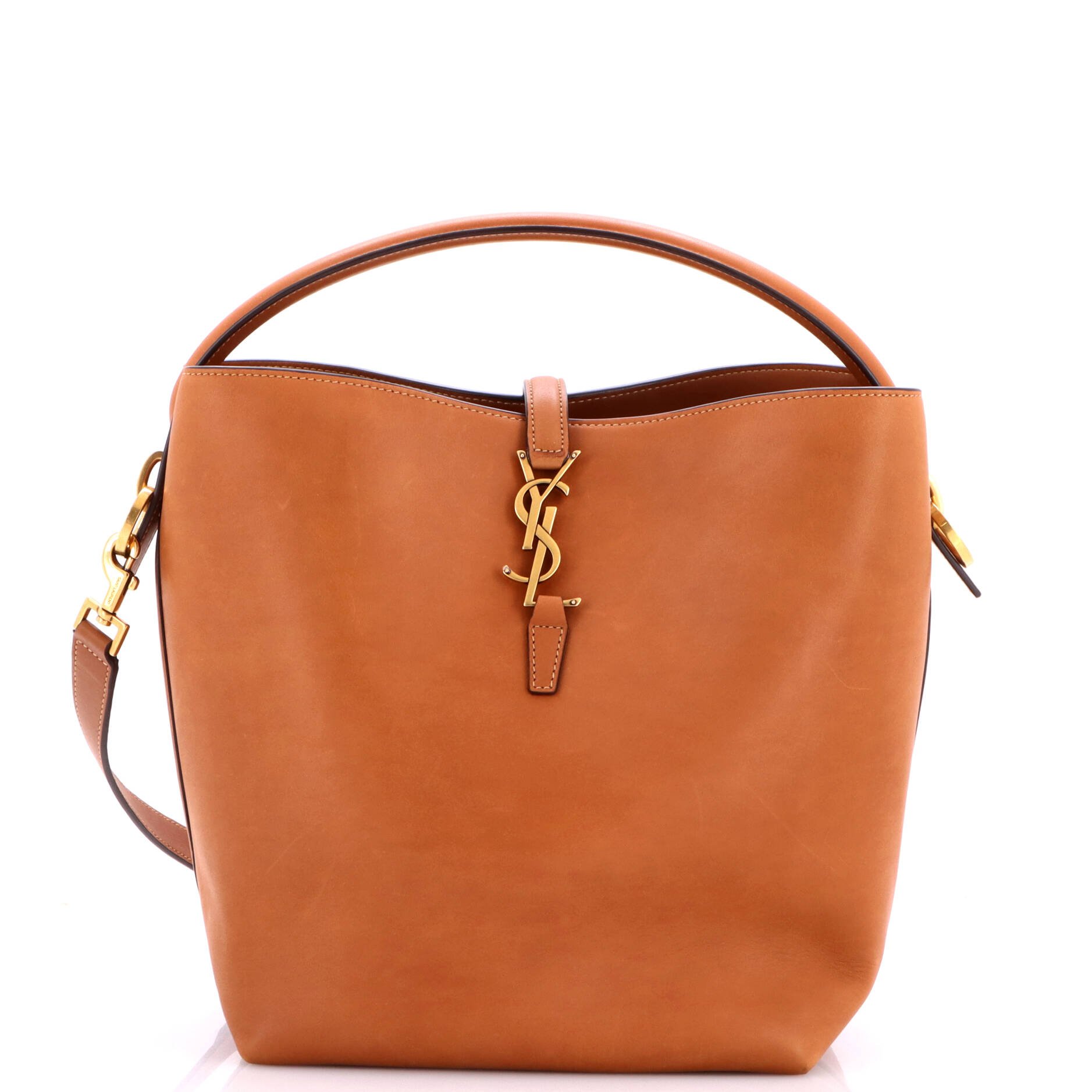 Le 37 Bucket Bag Leather