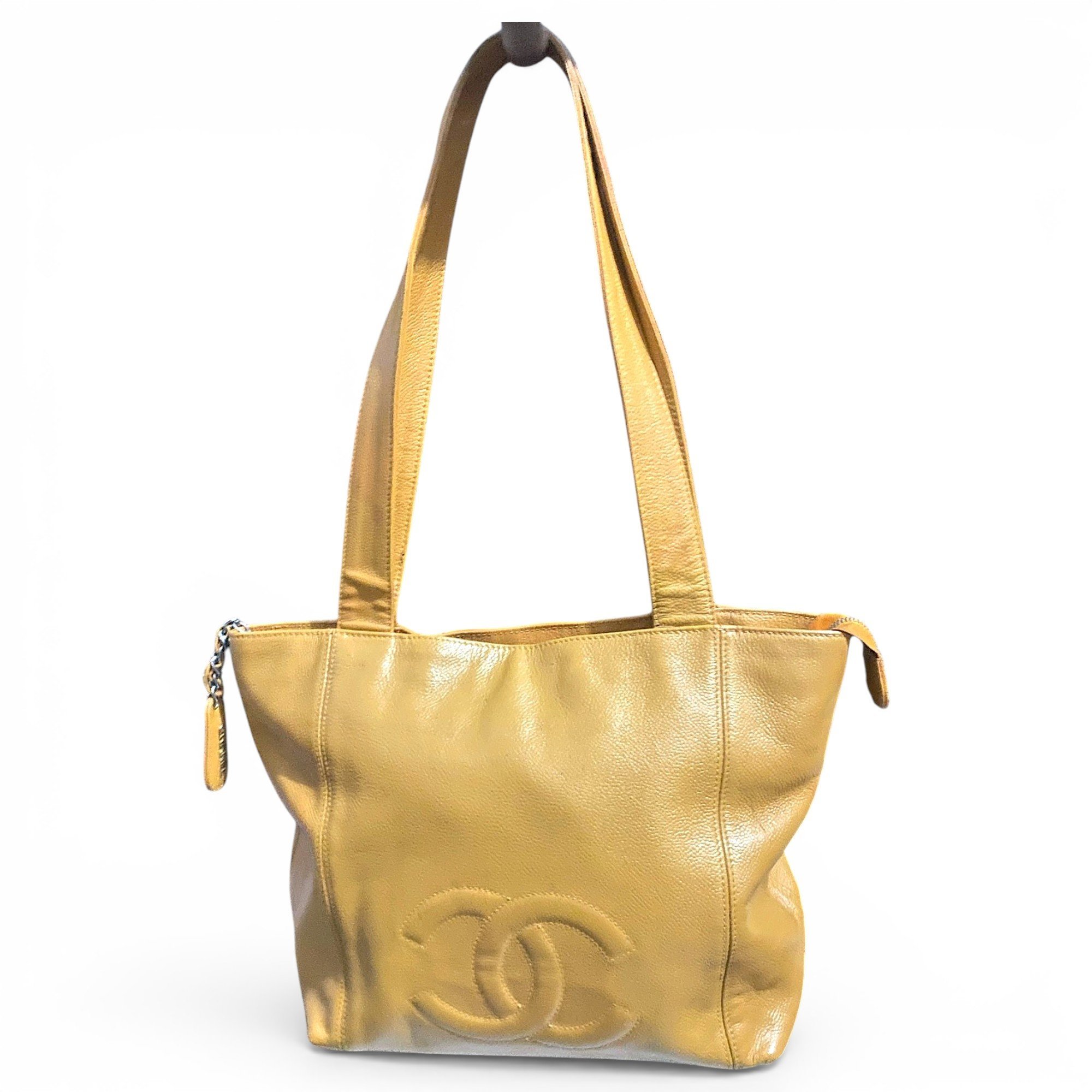 Leather tote
