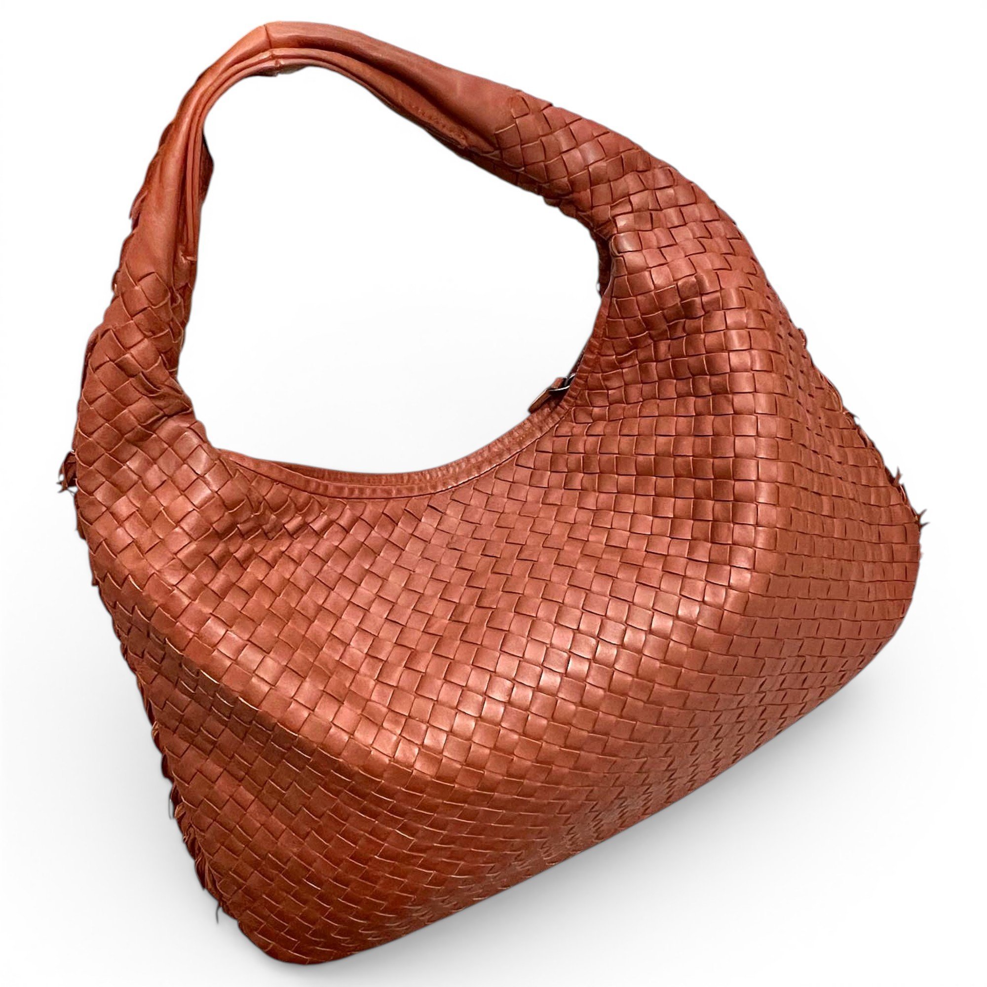 Veneta leather handbag