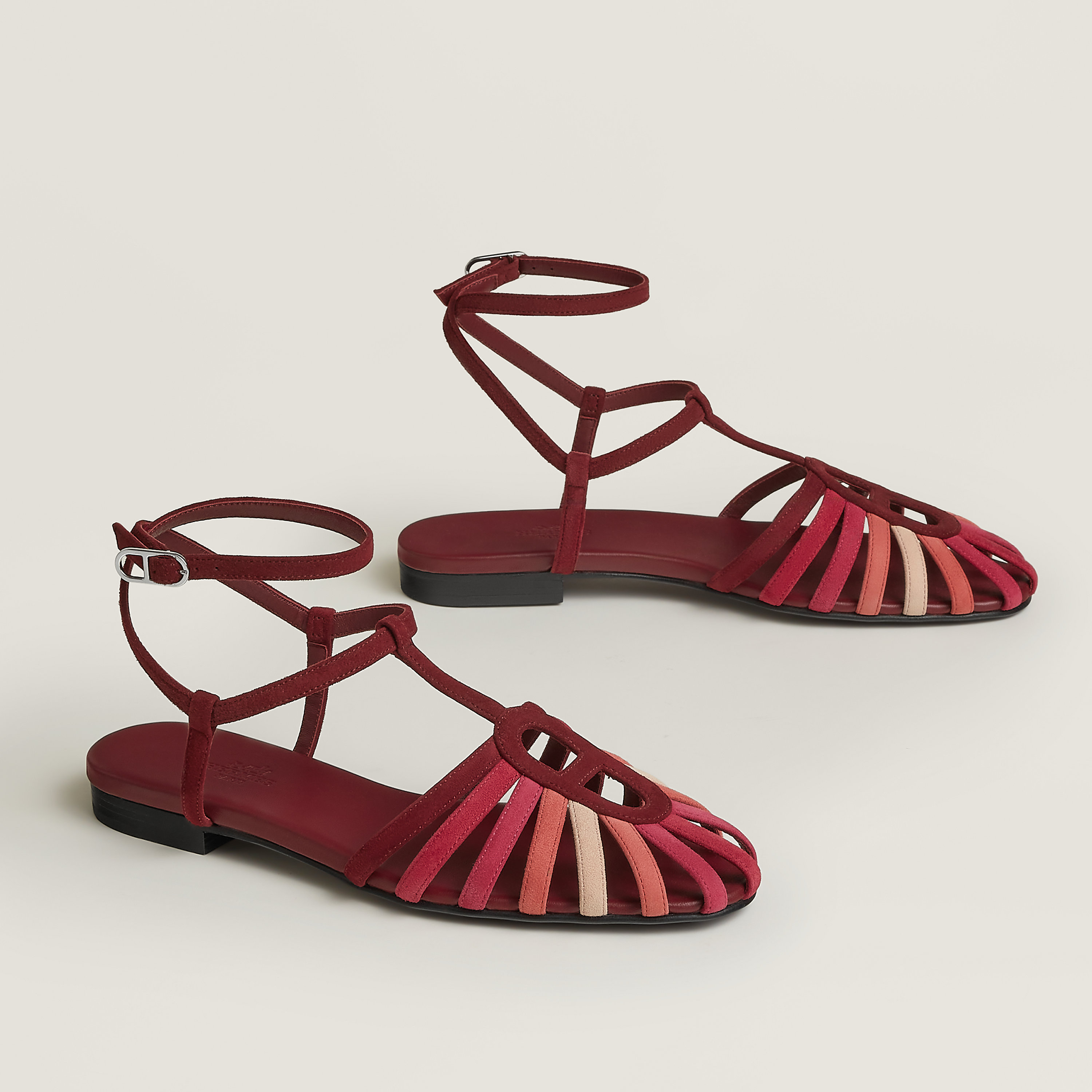 Nour sandal