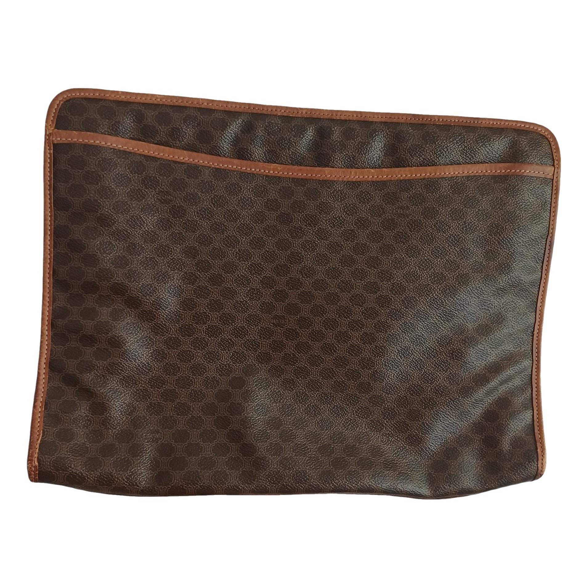 Triomphe Vintage cloth clutch bag