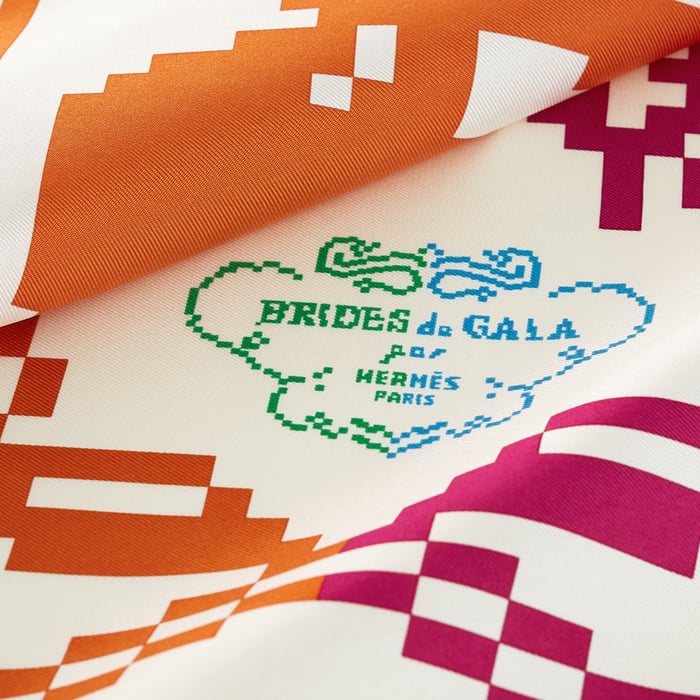 Brides De Gala Pixel Pocket Square 45