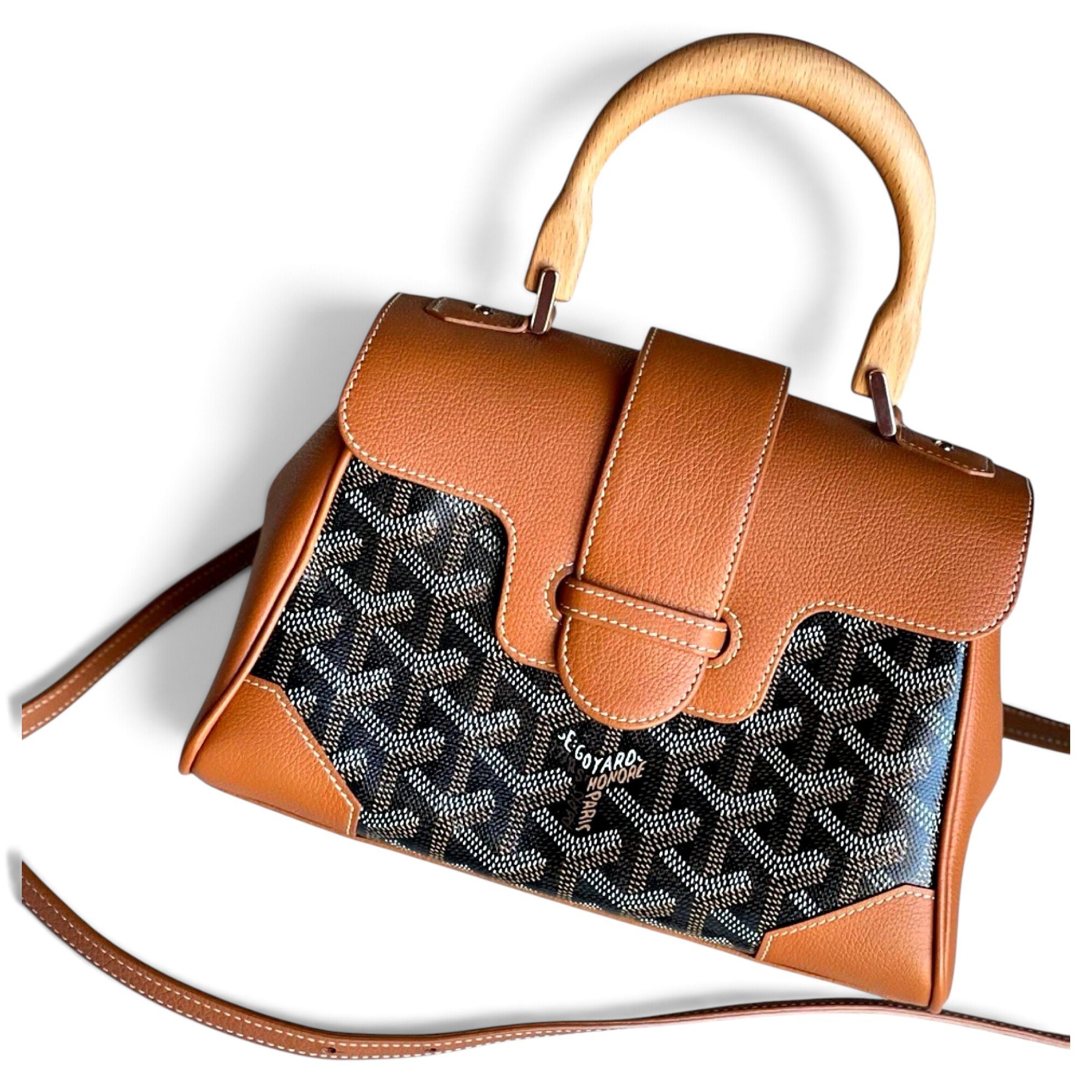 Saïgon leather crossbody bag