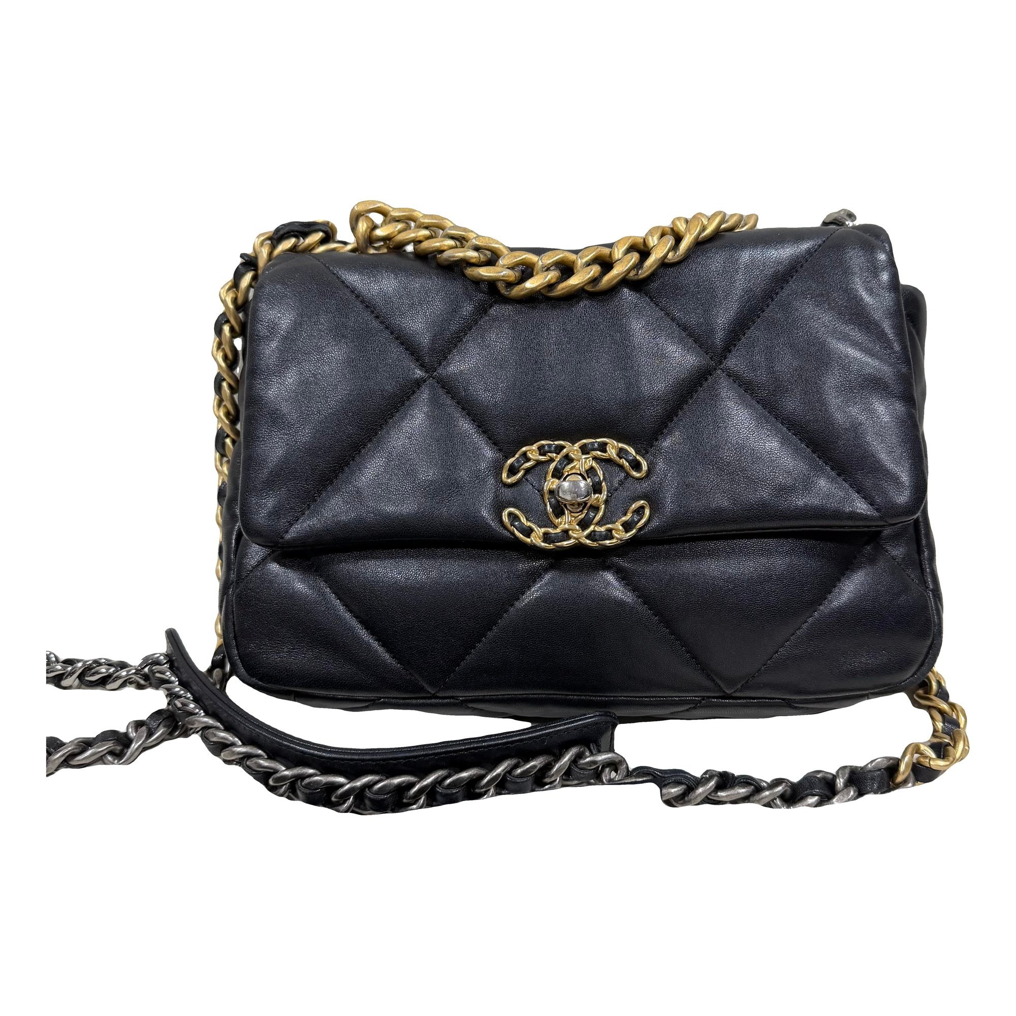 Chanel 19 leather handbag