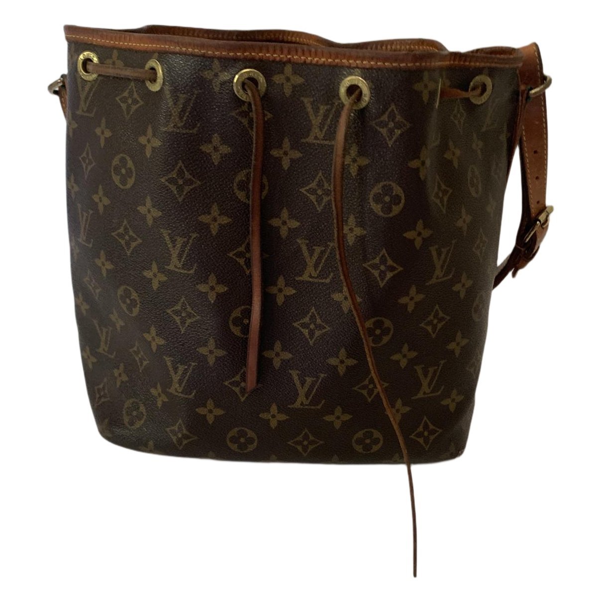 Noé leather handbag