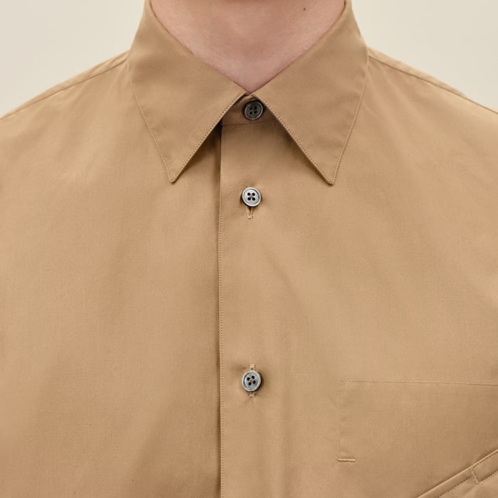 Kraft Short-sleeve Straight Cut Shirt With Leather Detail