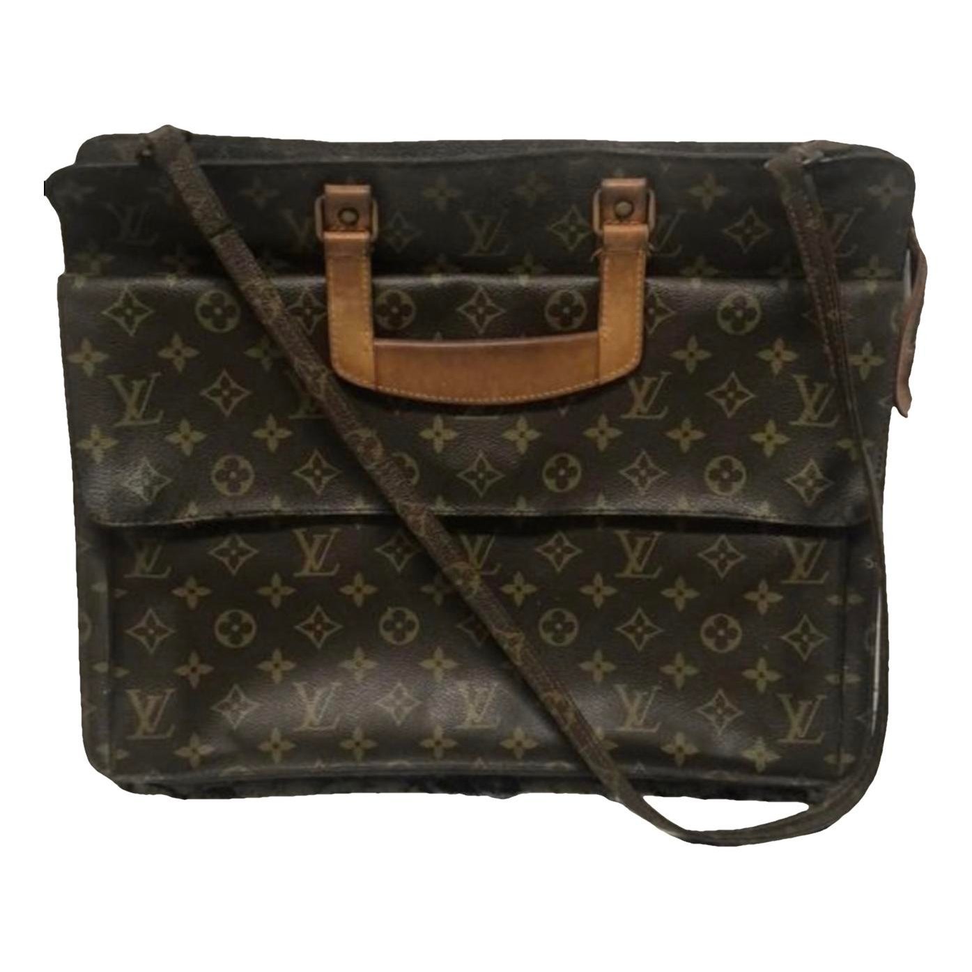 Leather travel bag