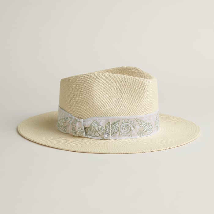 Izia Seashell Hat