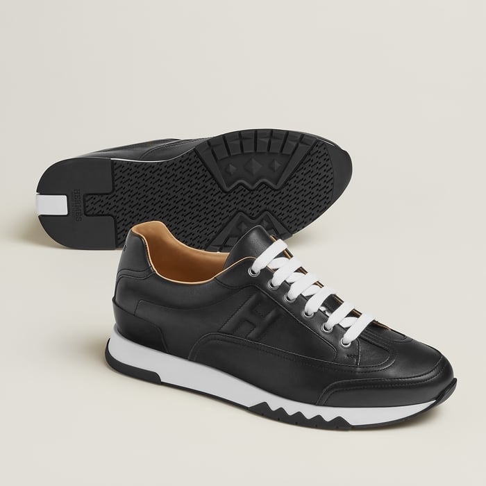 Noir Trail Sneaker