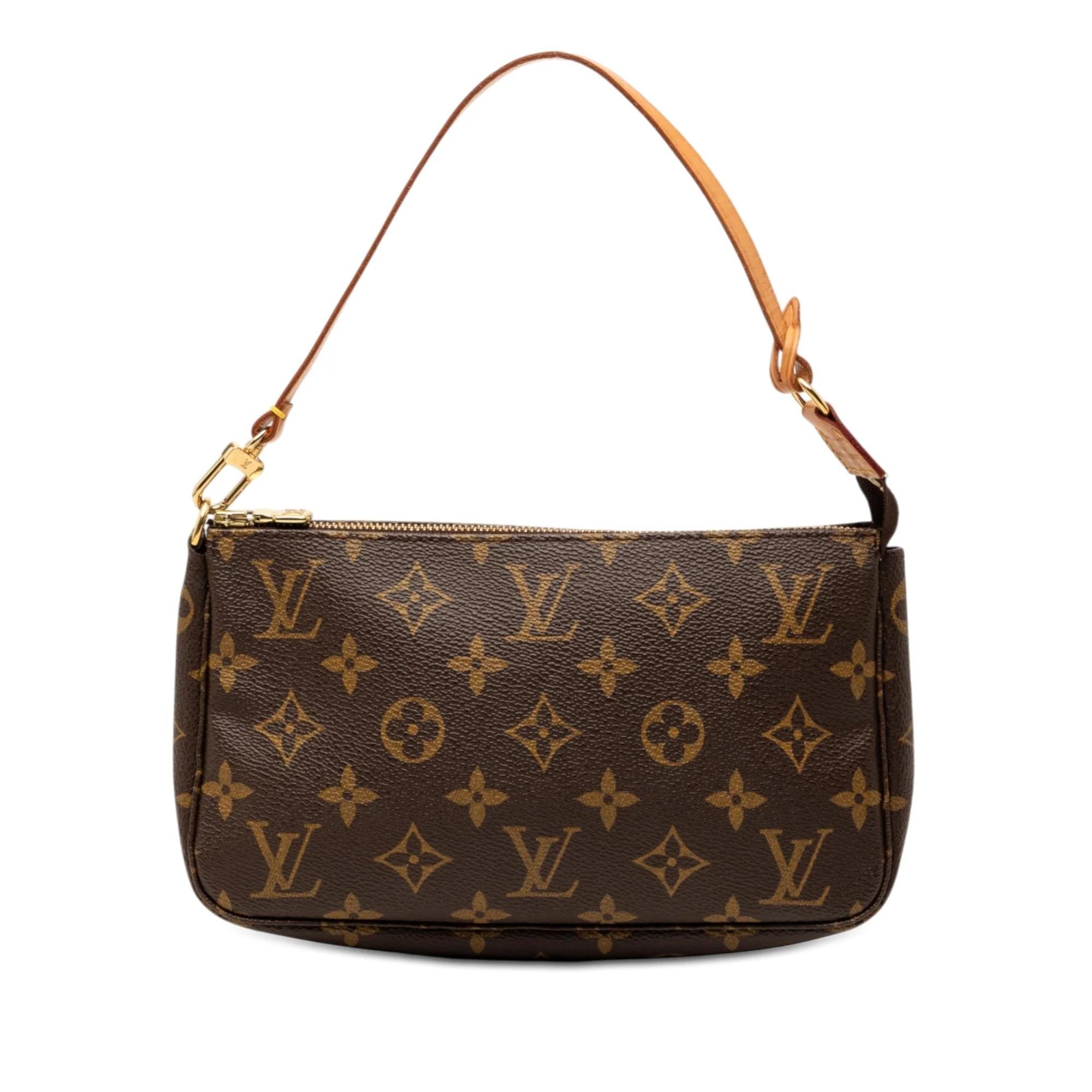 Pochette Accessoire leather handbag