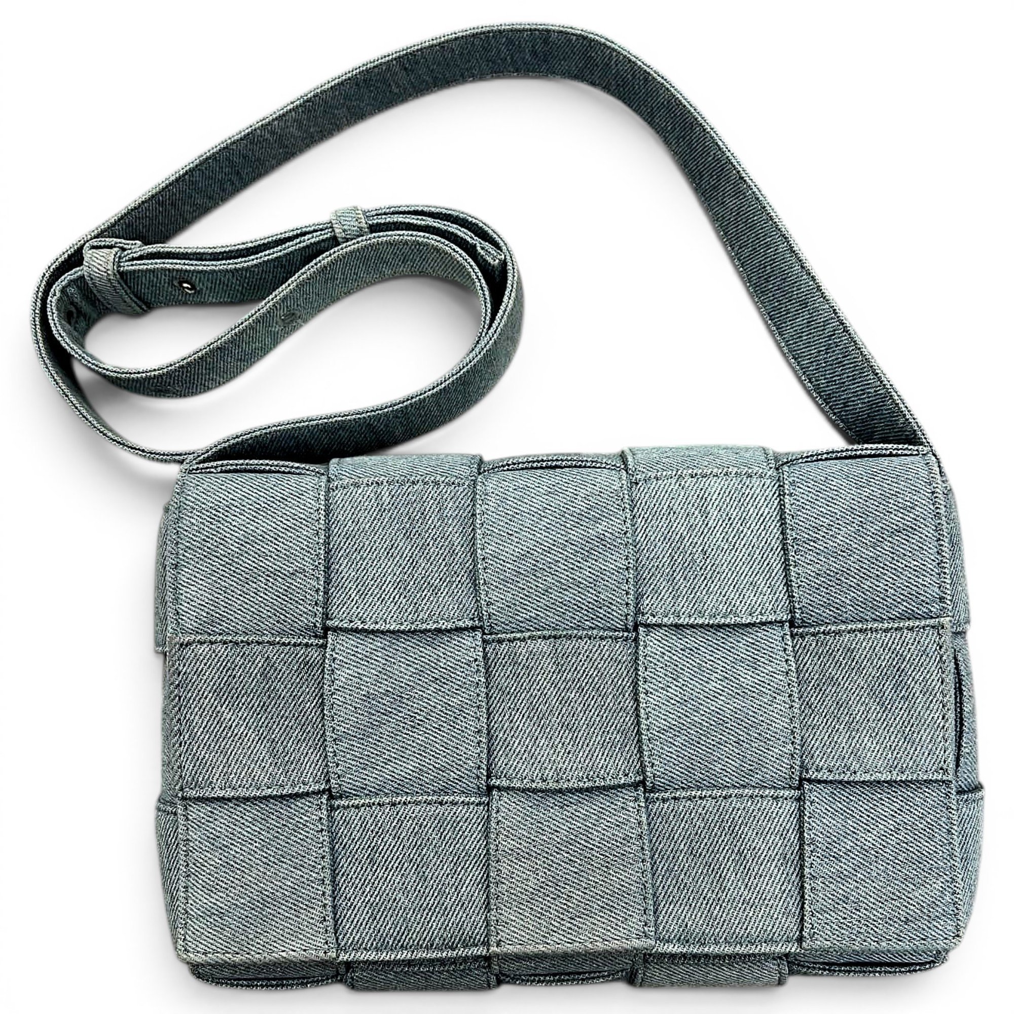 Cassette crossbody bag