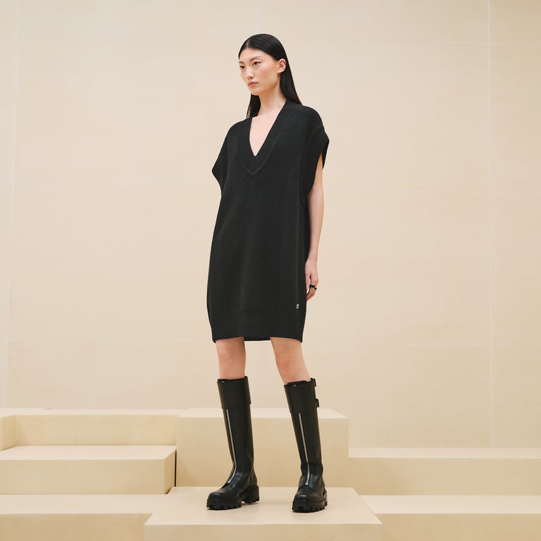 Sleeveless cashmere dress
