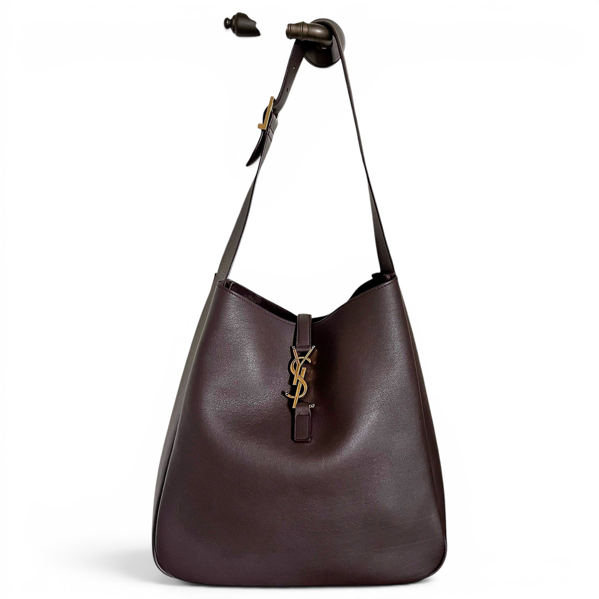 Le 5 à 7 leather handbag