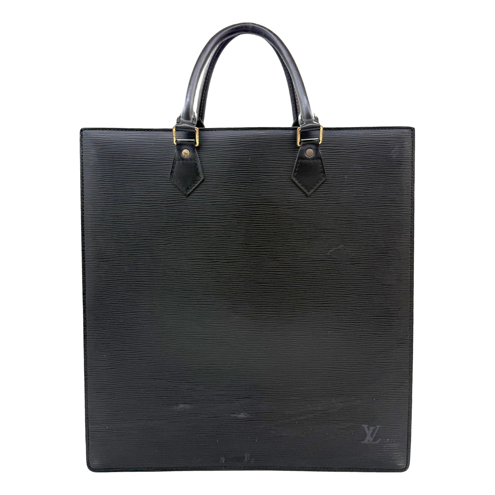 Plat leather handbag