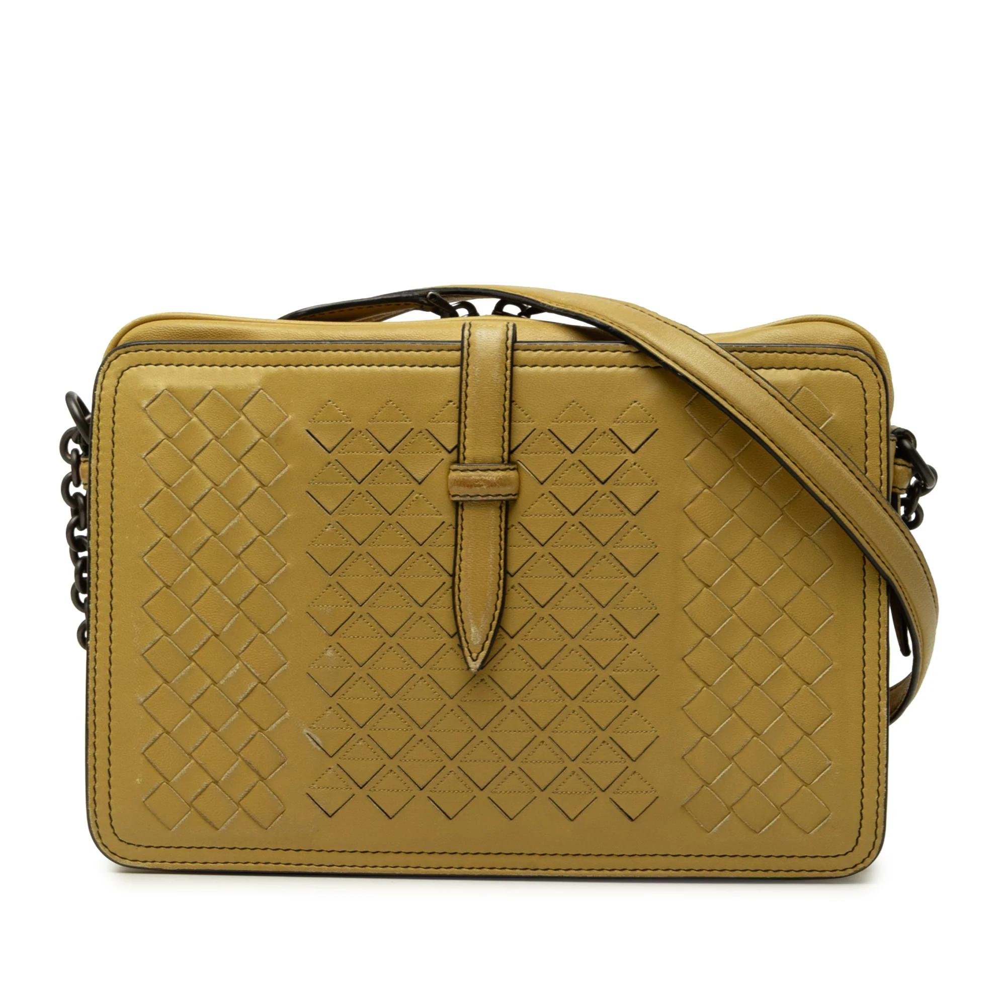 Veneta leather bag