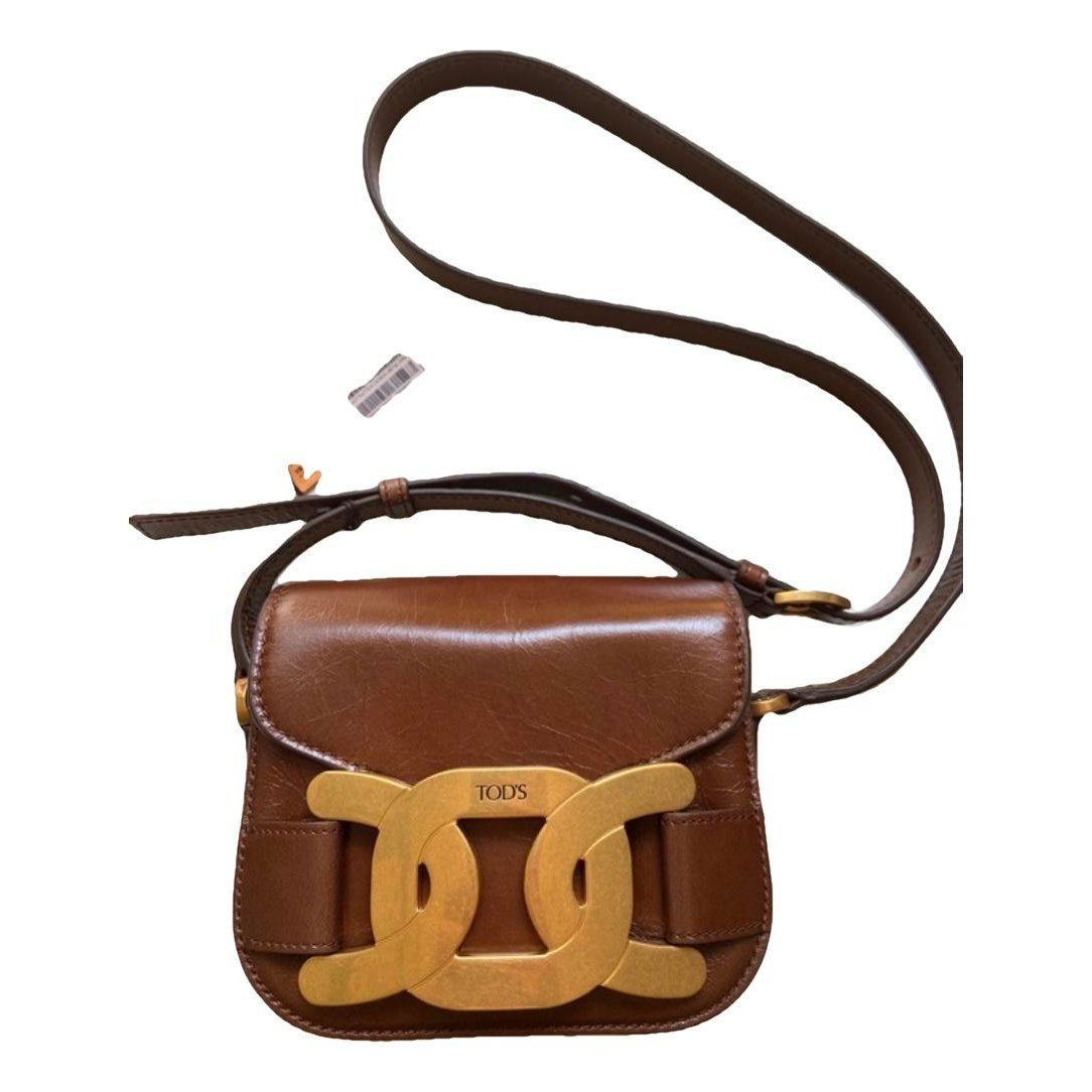 Leather crossbody bag