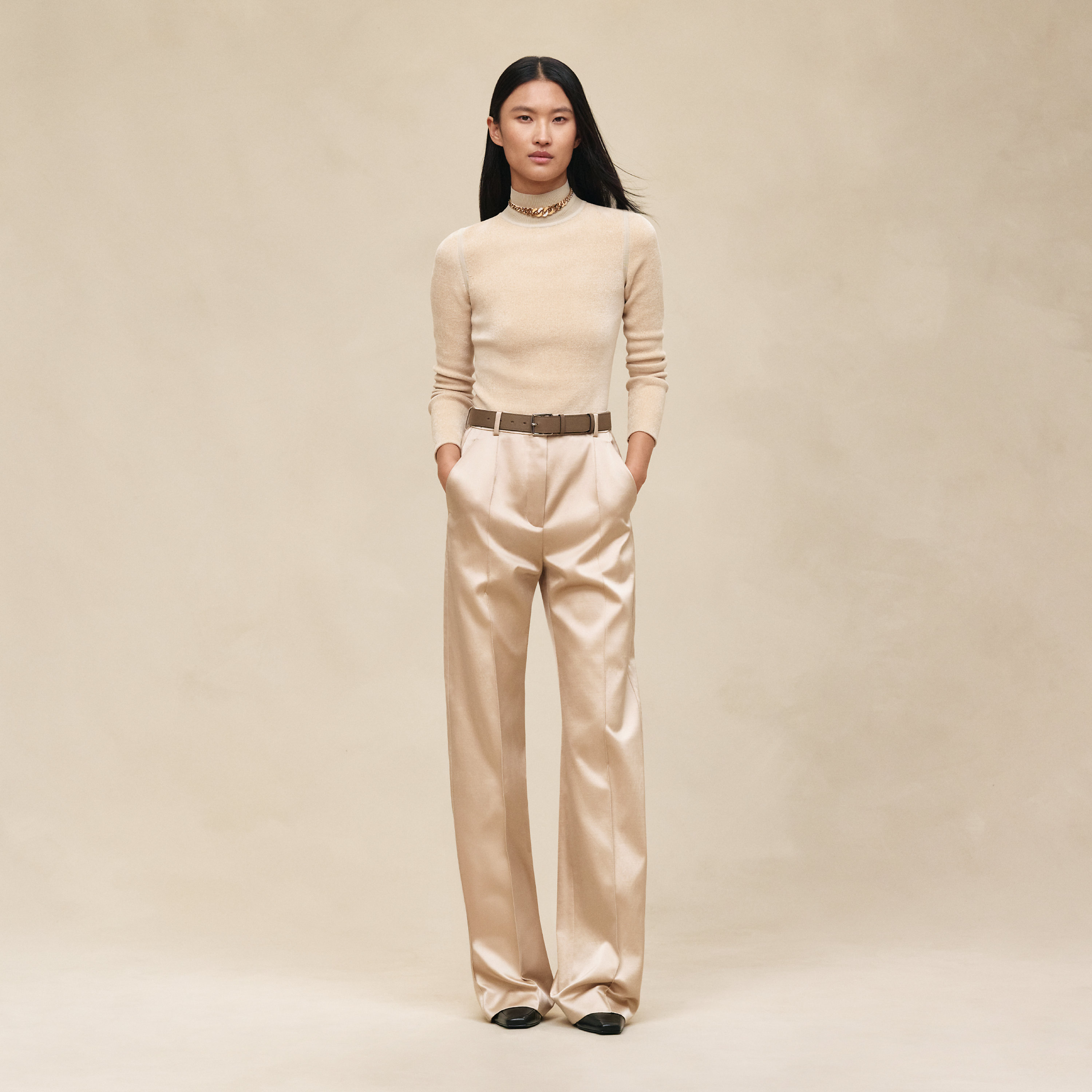 High-waisted wide pants