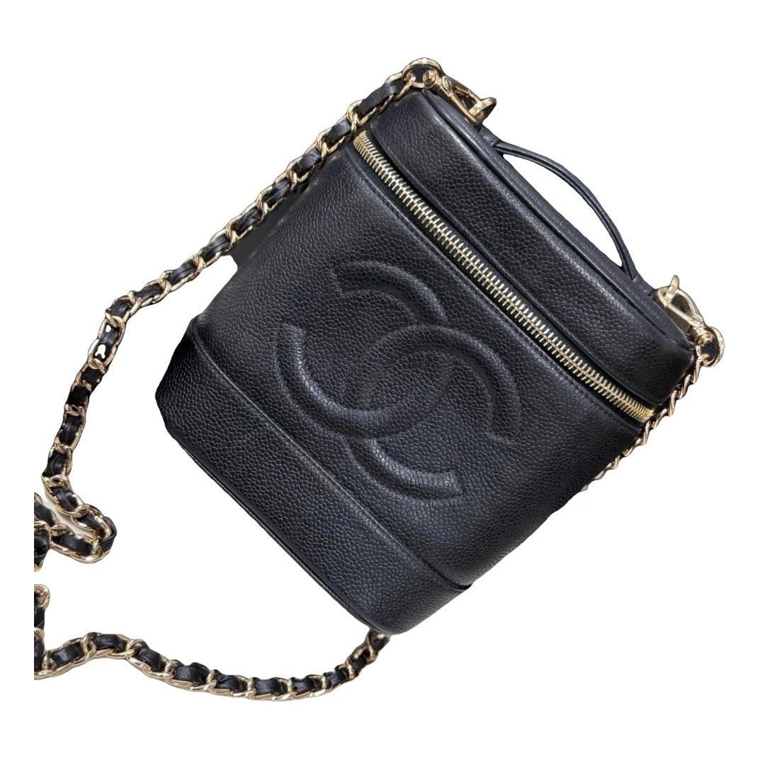 Vanity leather handbag