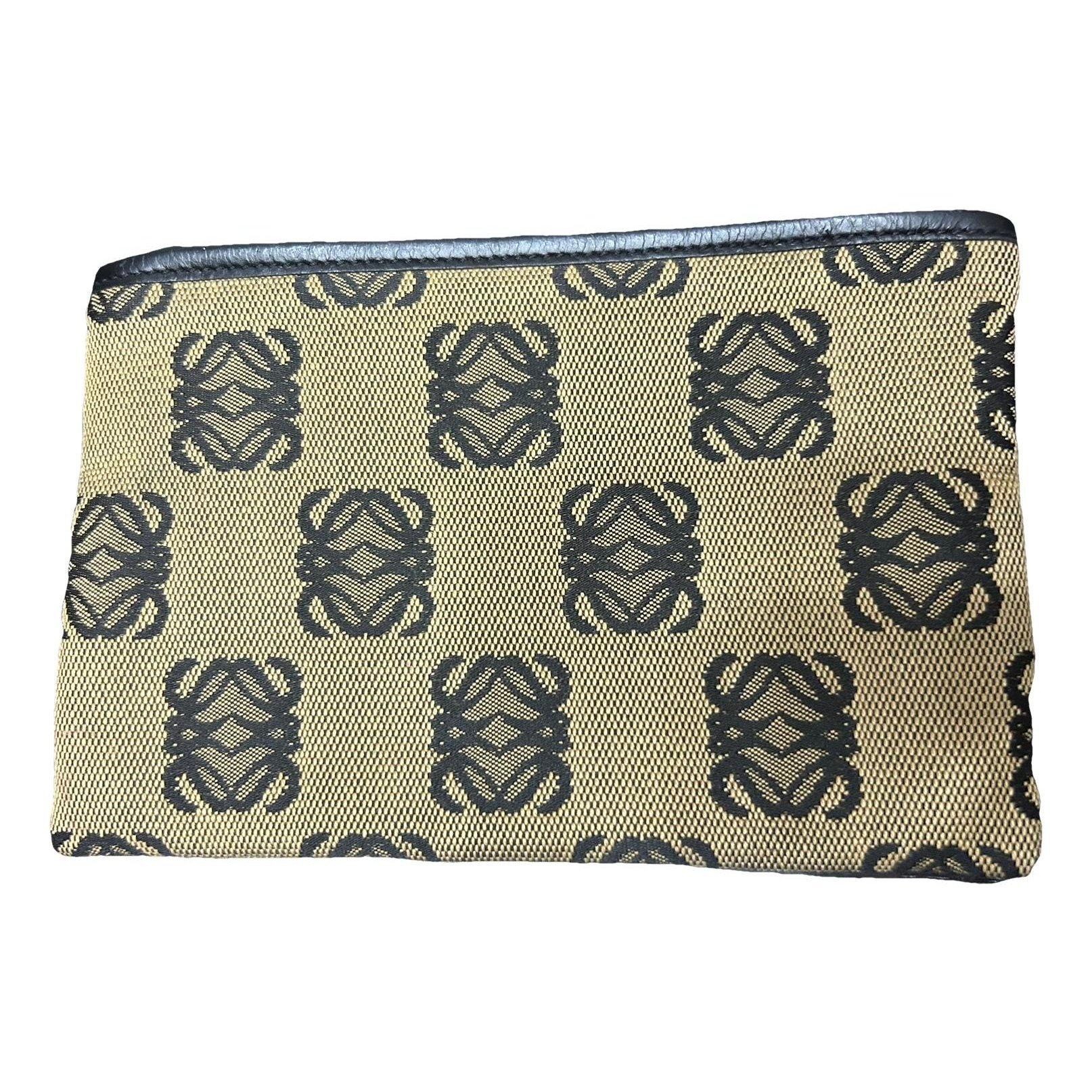 Cloth clutch bag