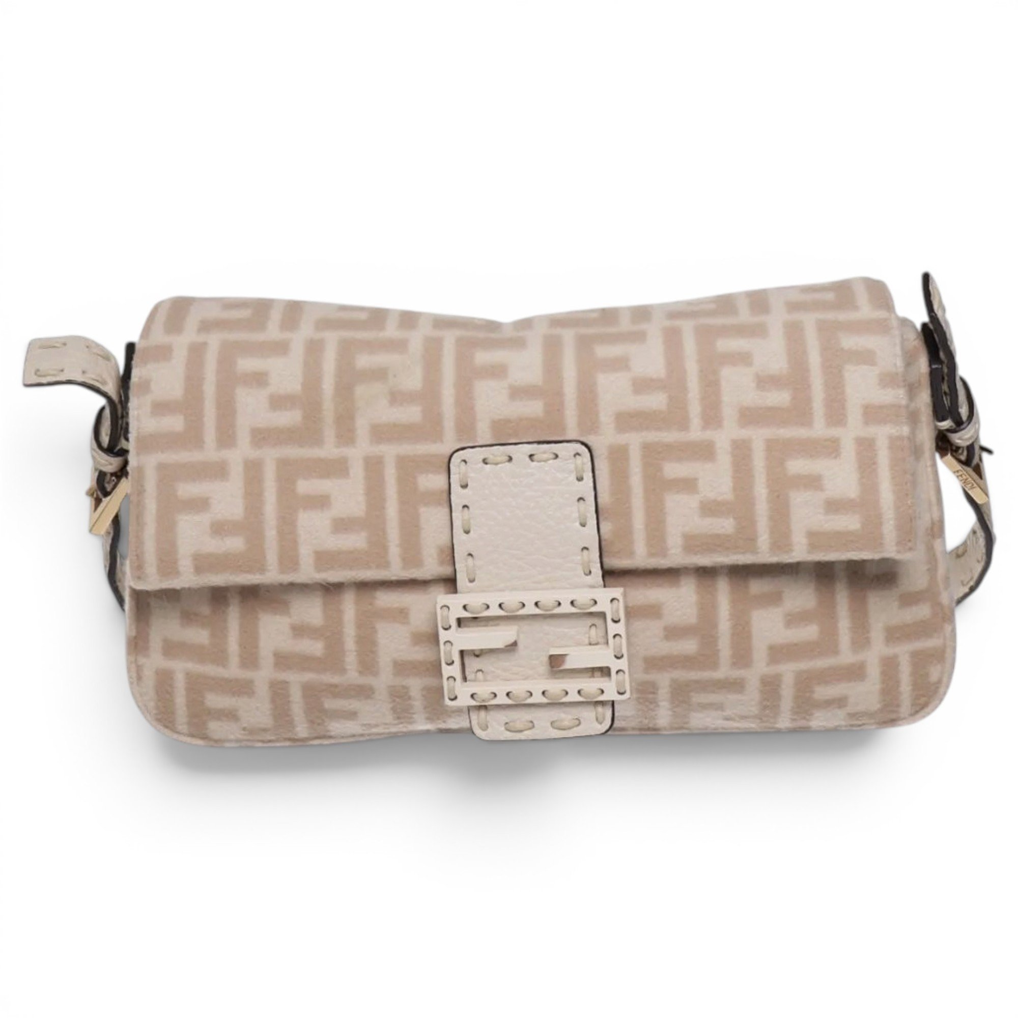 Baguette cloth handbag