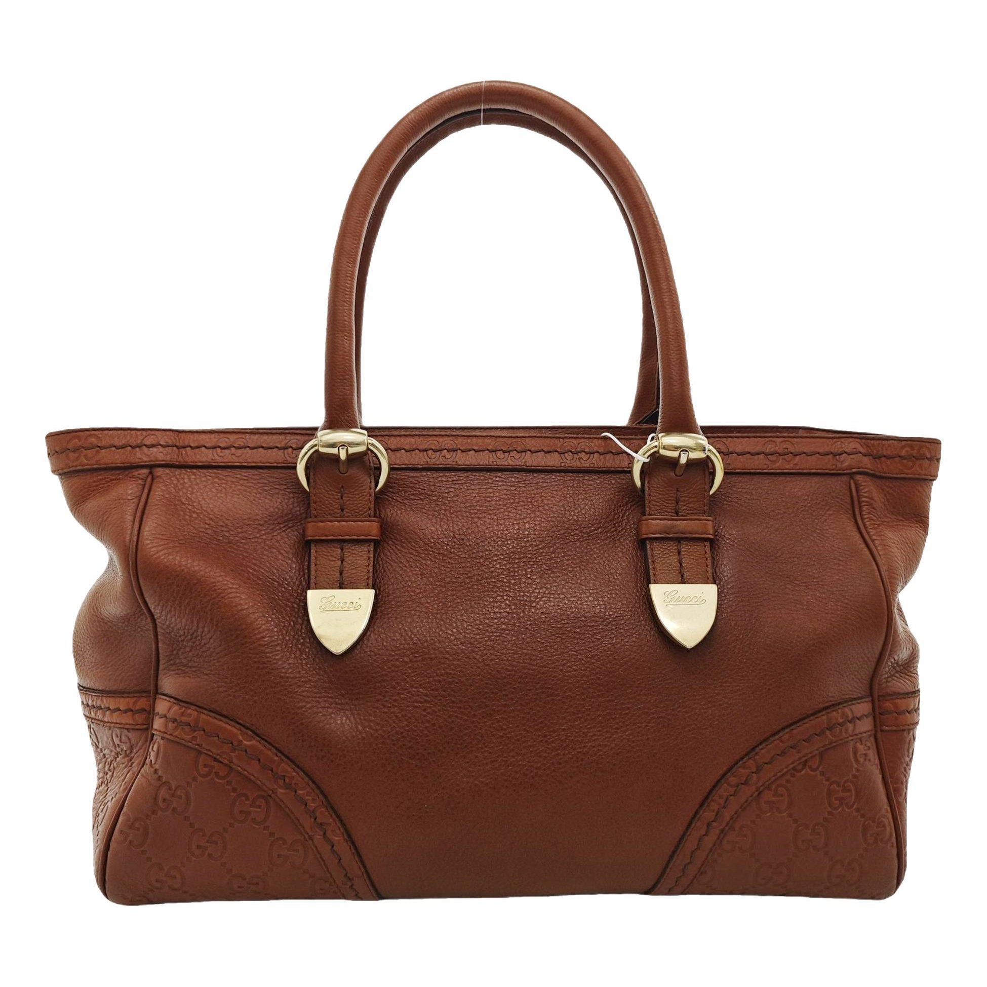 Bella leather handbag