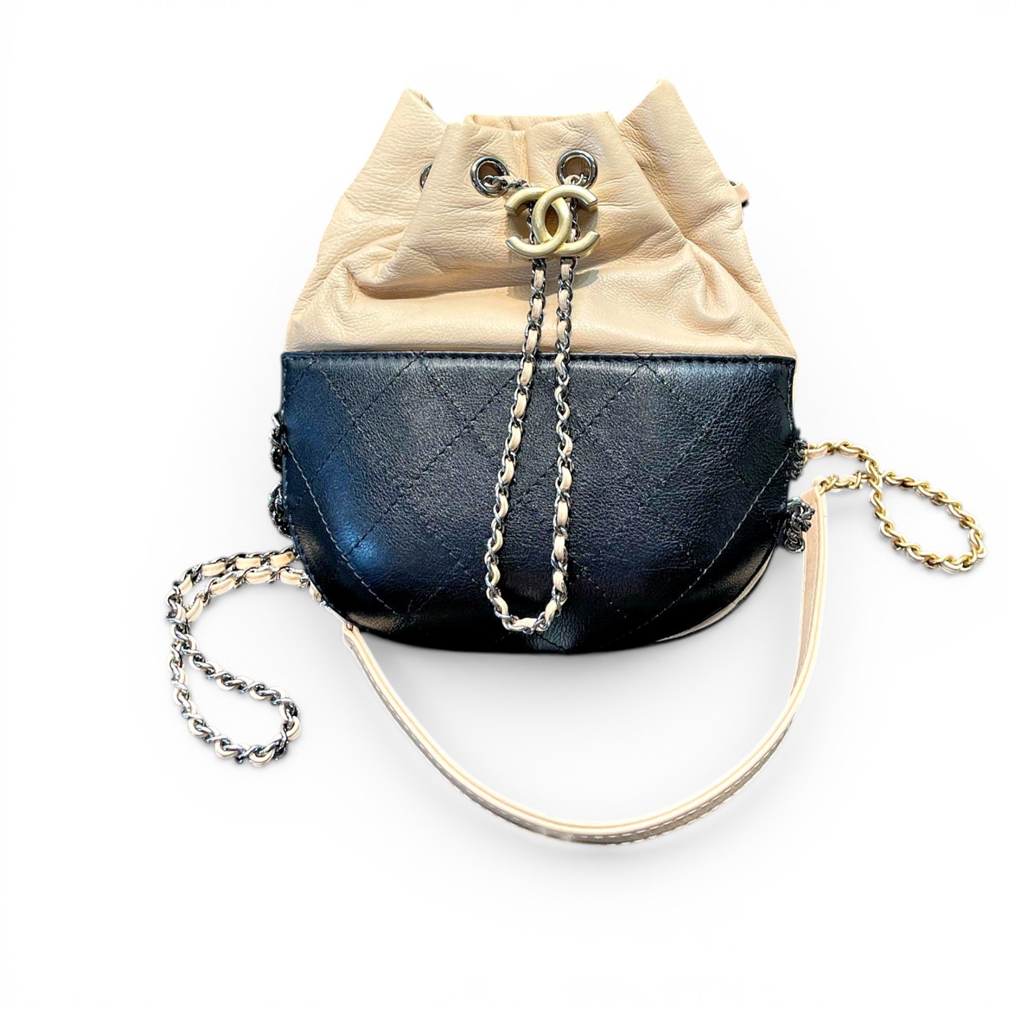 Gabrielle Bucket leather crossbody bag