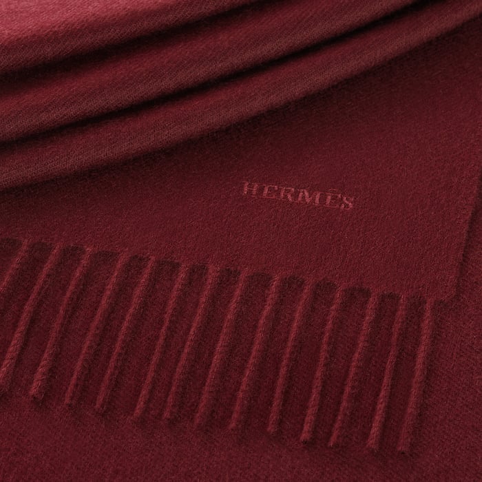 Bordeaux Unie Brodee Muffler