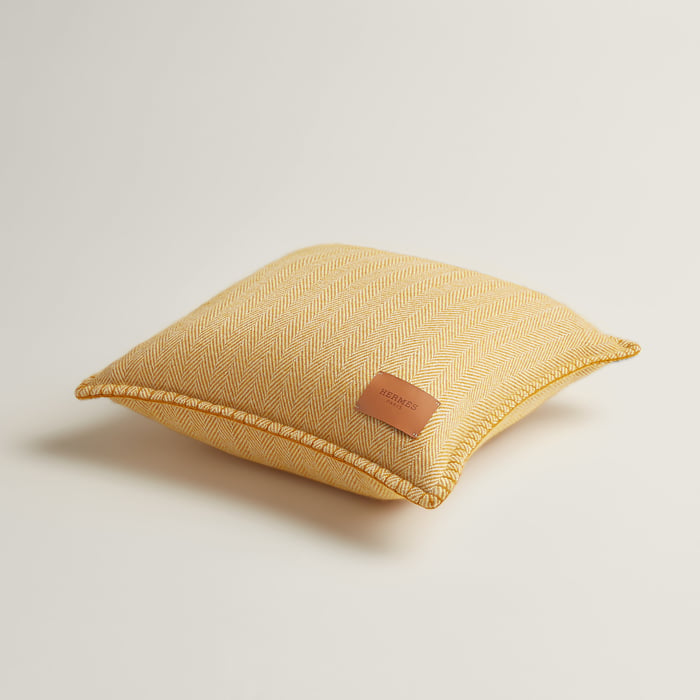 Ambre Swing Pillow